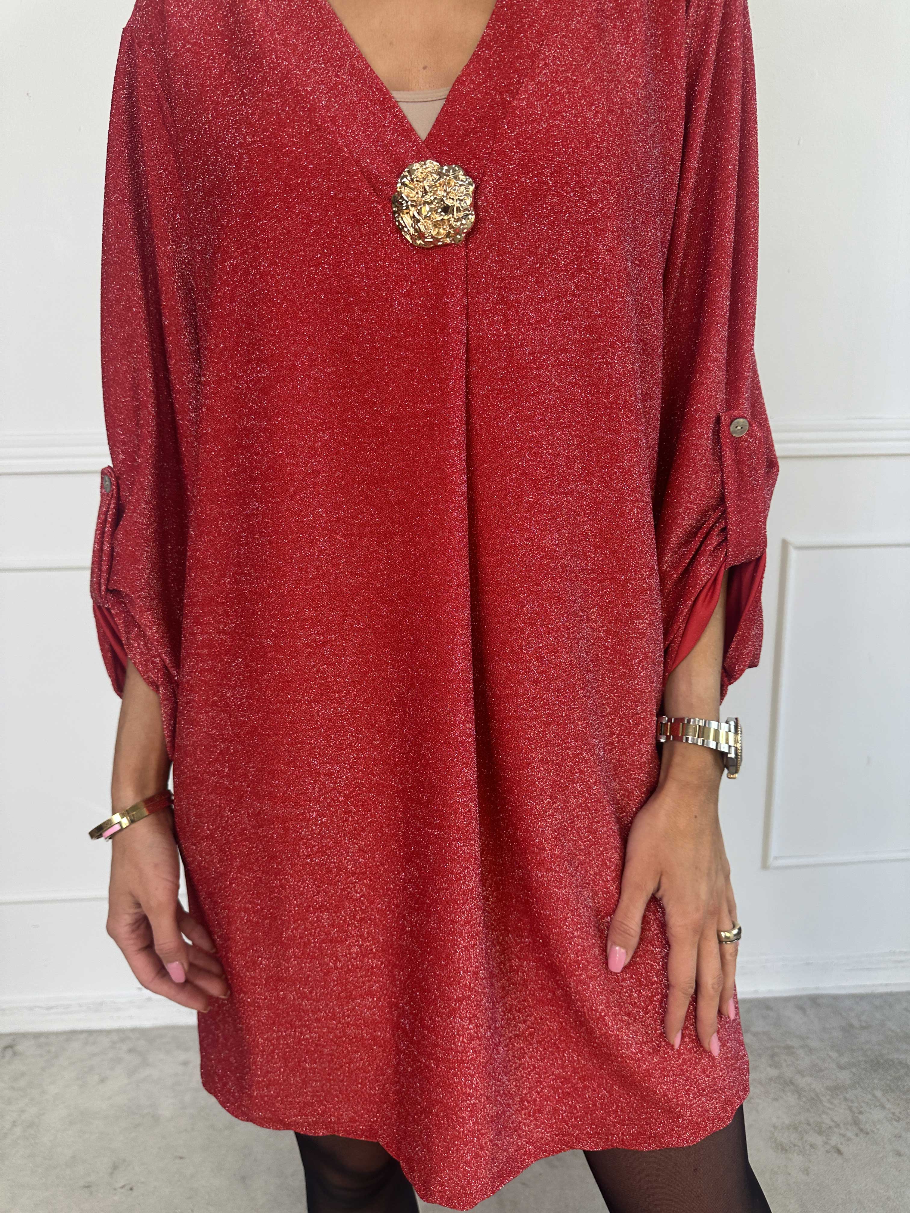 Betty - Sød glitrende tunikakjole med guld broche