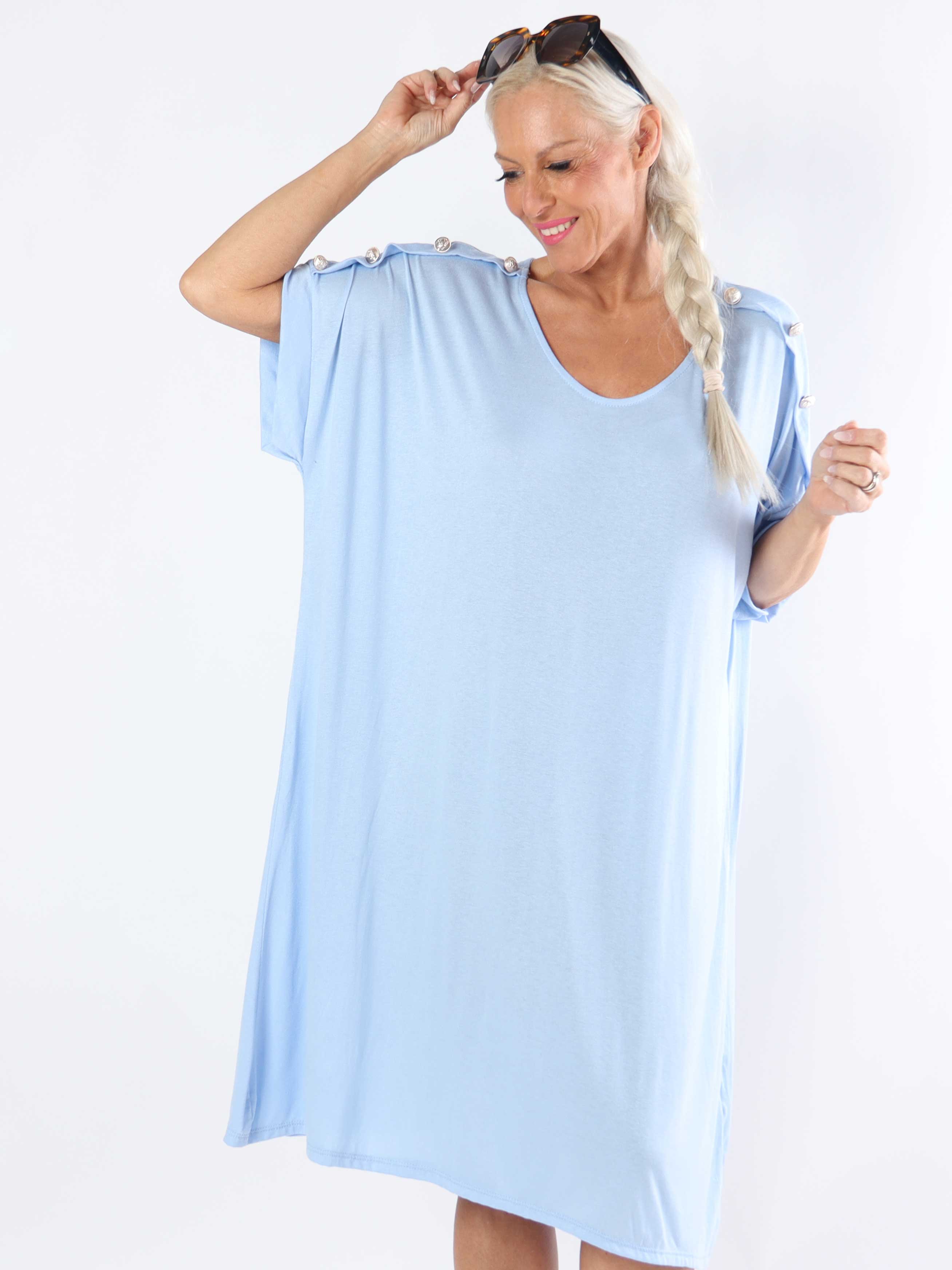 Alli - Sød plus size t-shirtkjole med knapdetaljer på skulderen