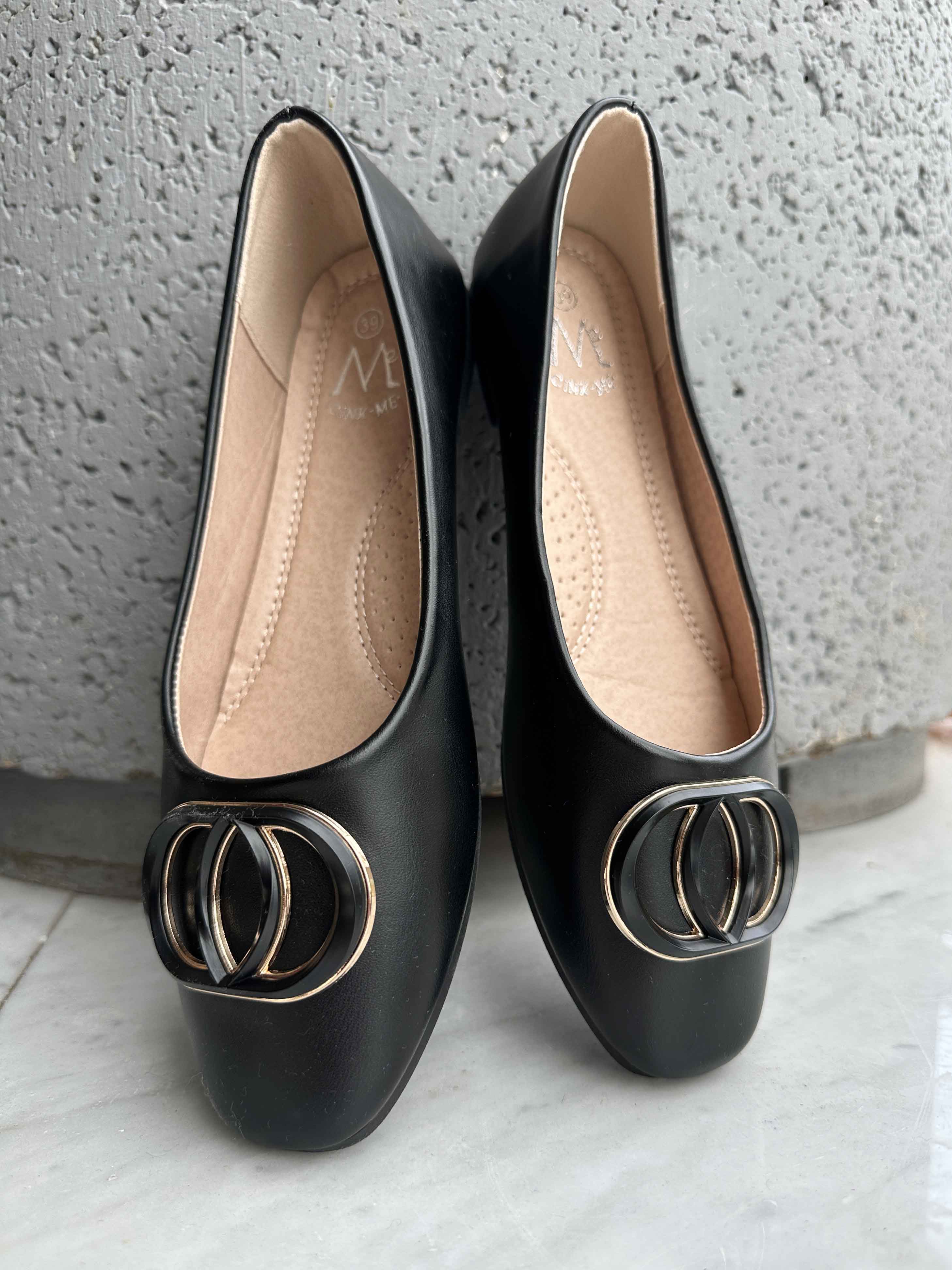 Solfrid - Elegante ballerinaer med spænde