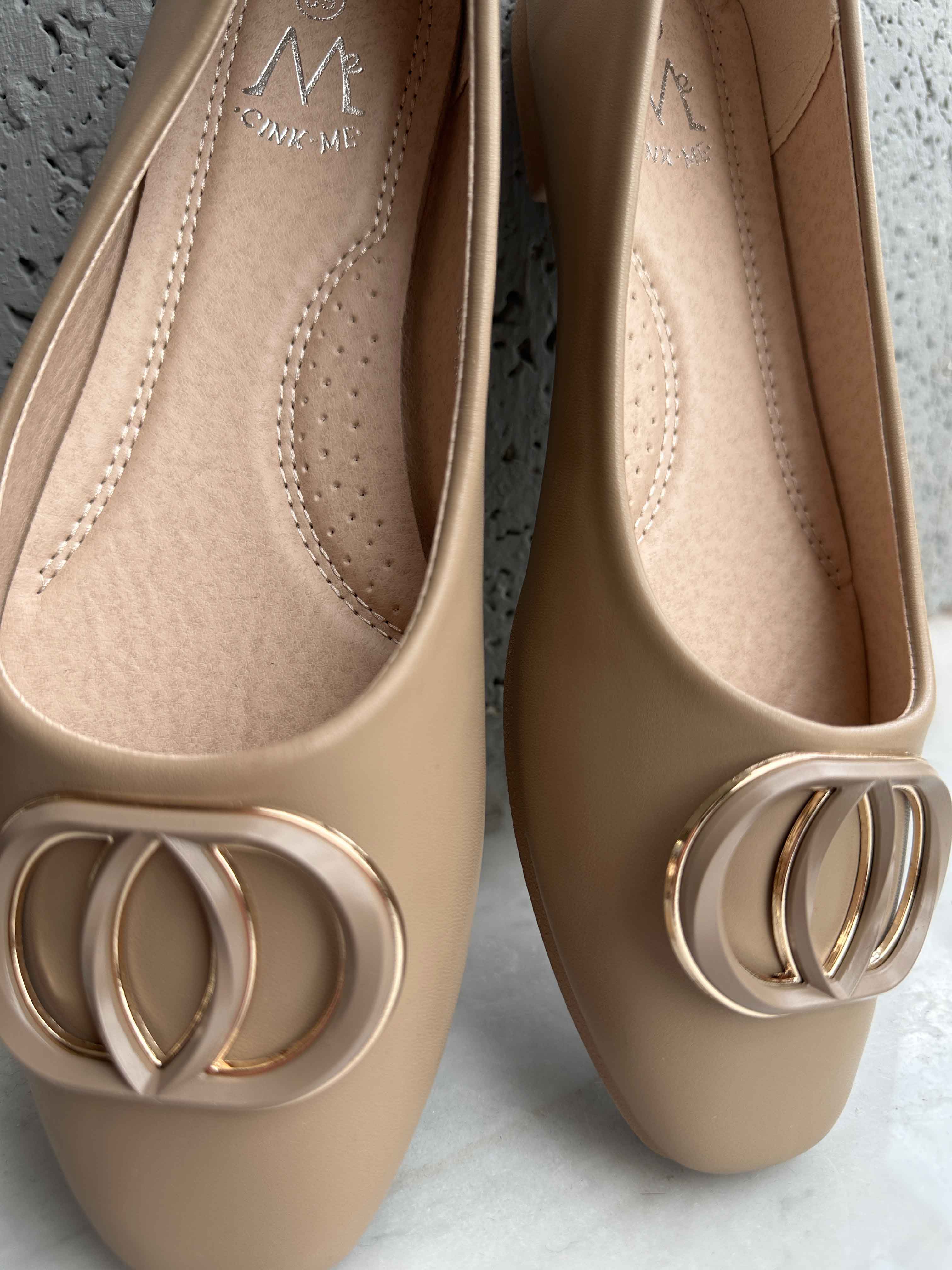 Solfrid - Elegante ballerinaer med spænde