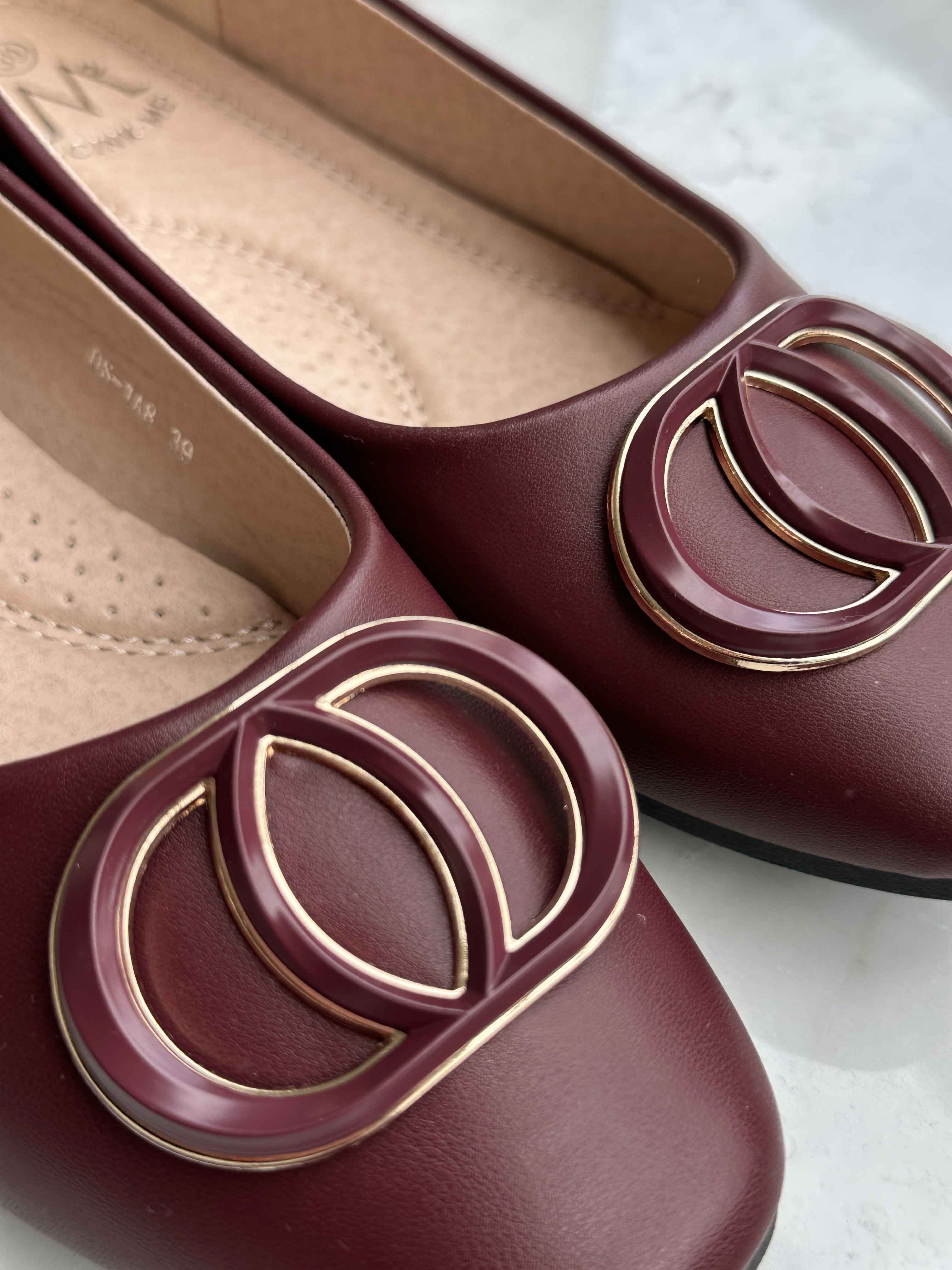 Solfrid - Elegante ballerinaer med spænde