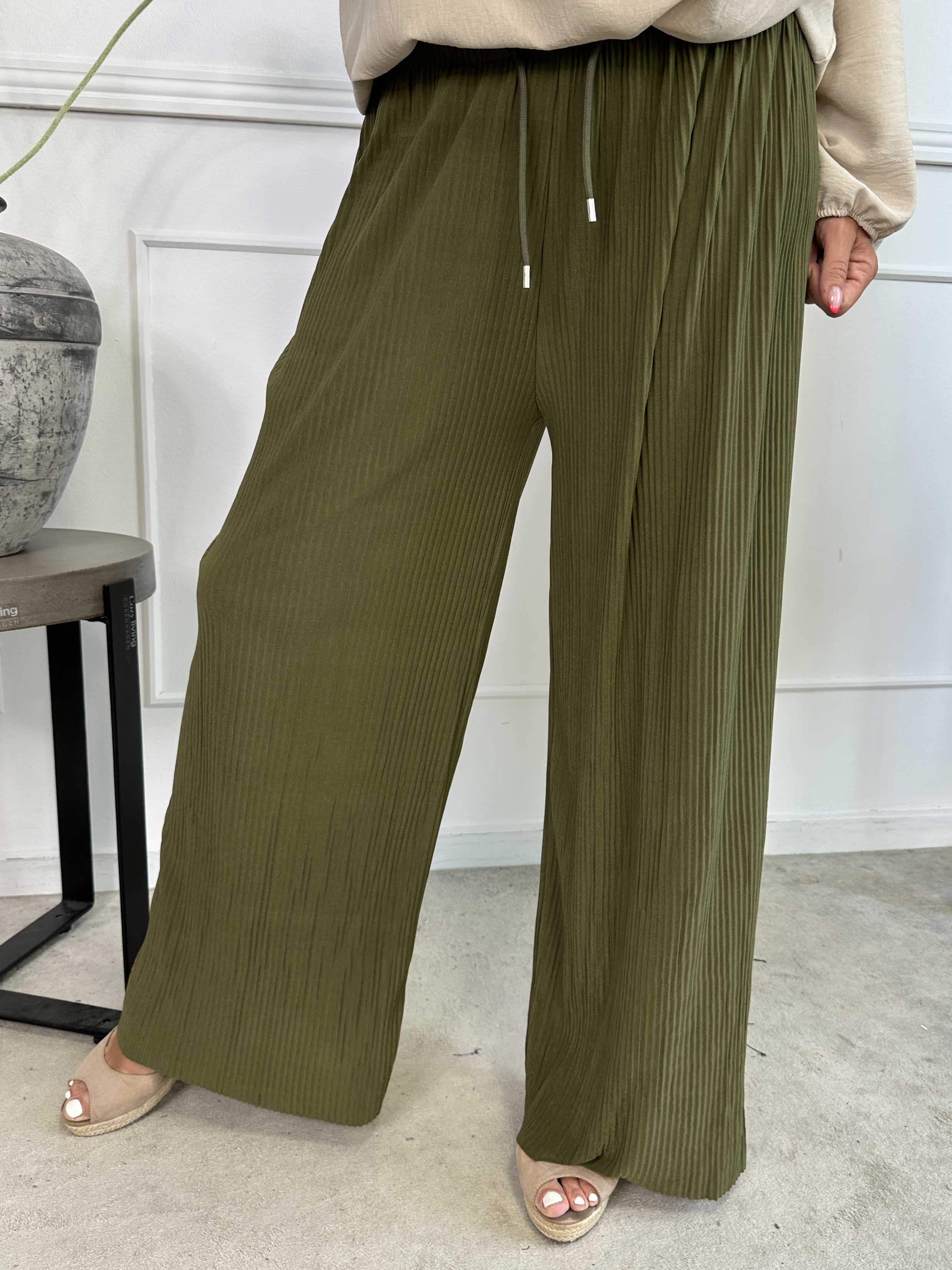 Angeline - Løse plisseret bukser med elastikkant i livet