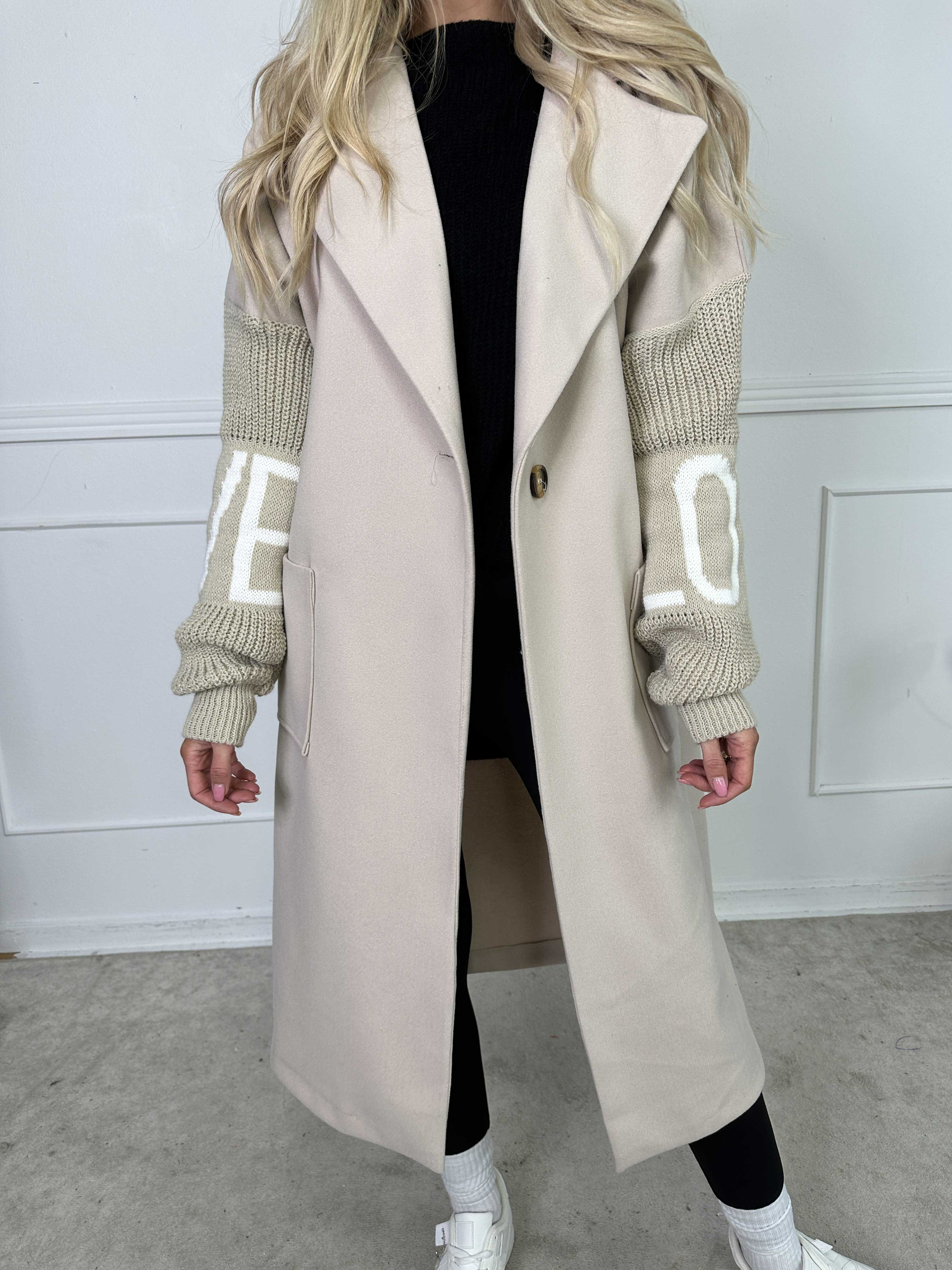 Debbie Midi - Fin frakke med strikærmer