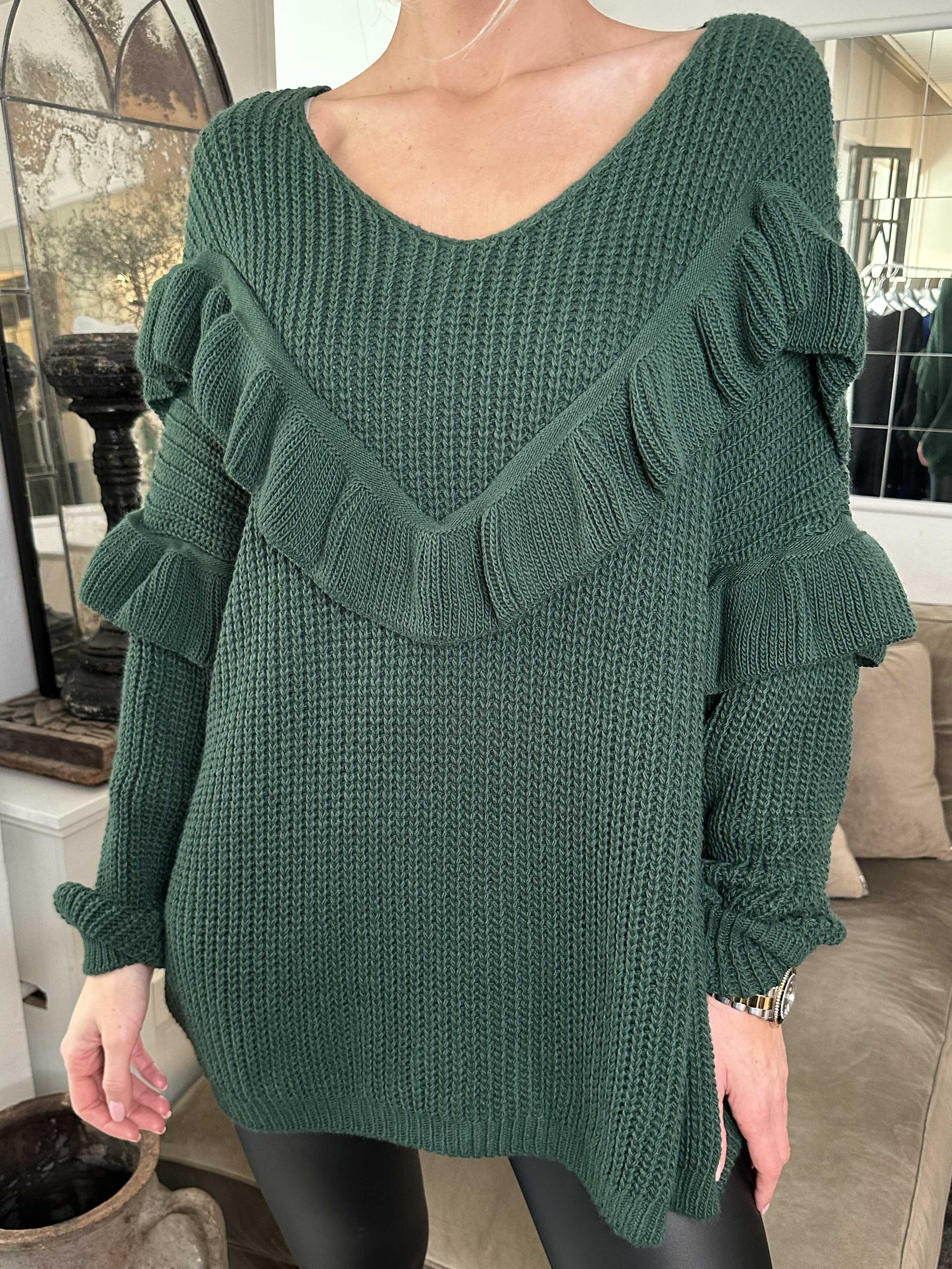 Ellis - Lækker striktrøje med fine flæsedetaljer