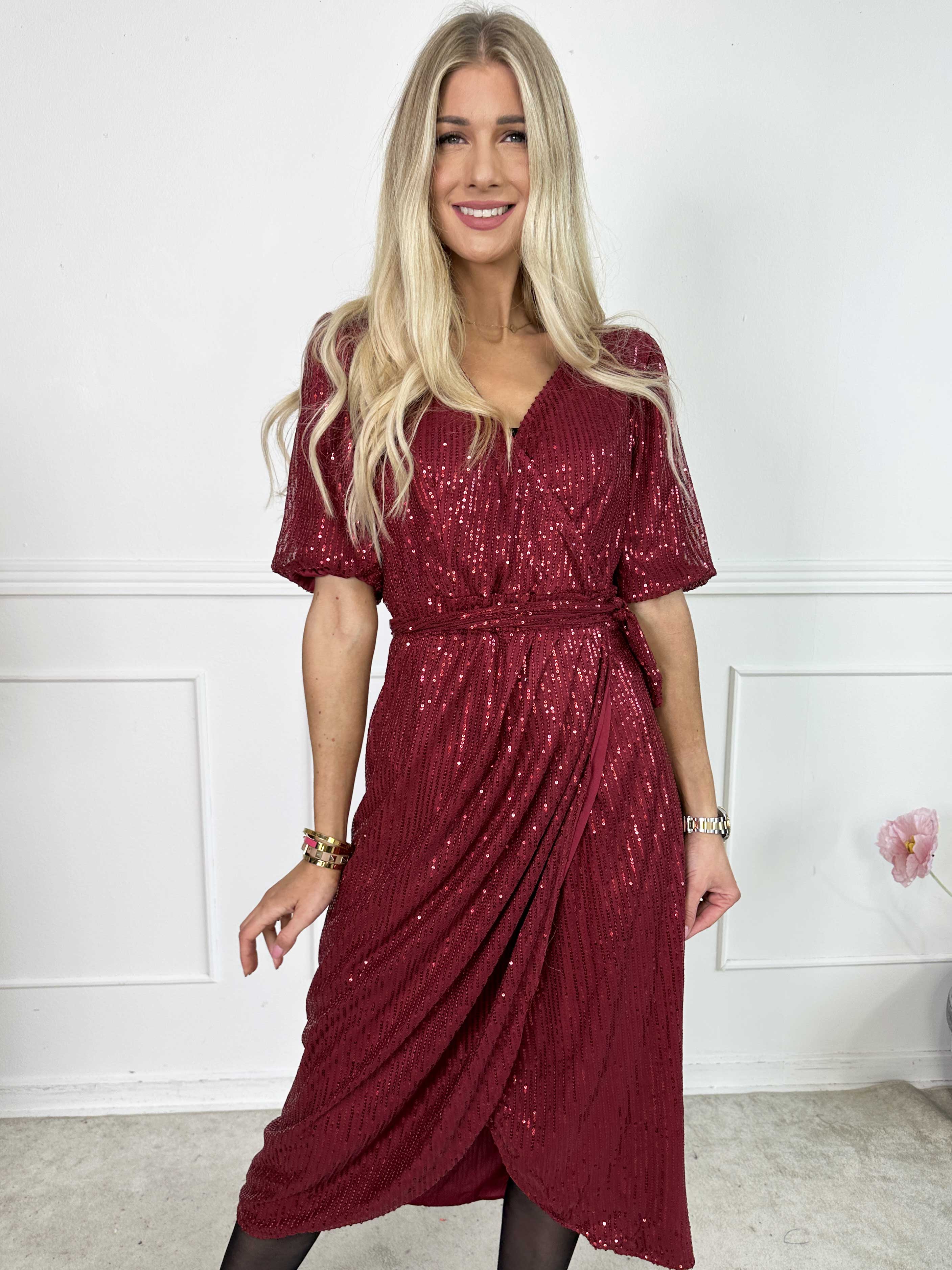 Primula Glitter - Kjole i slå-om look med pailletter