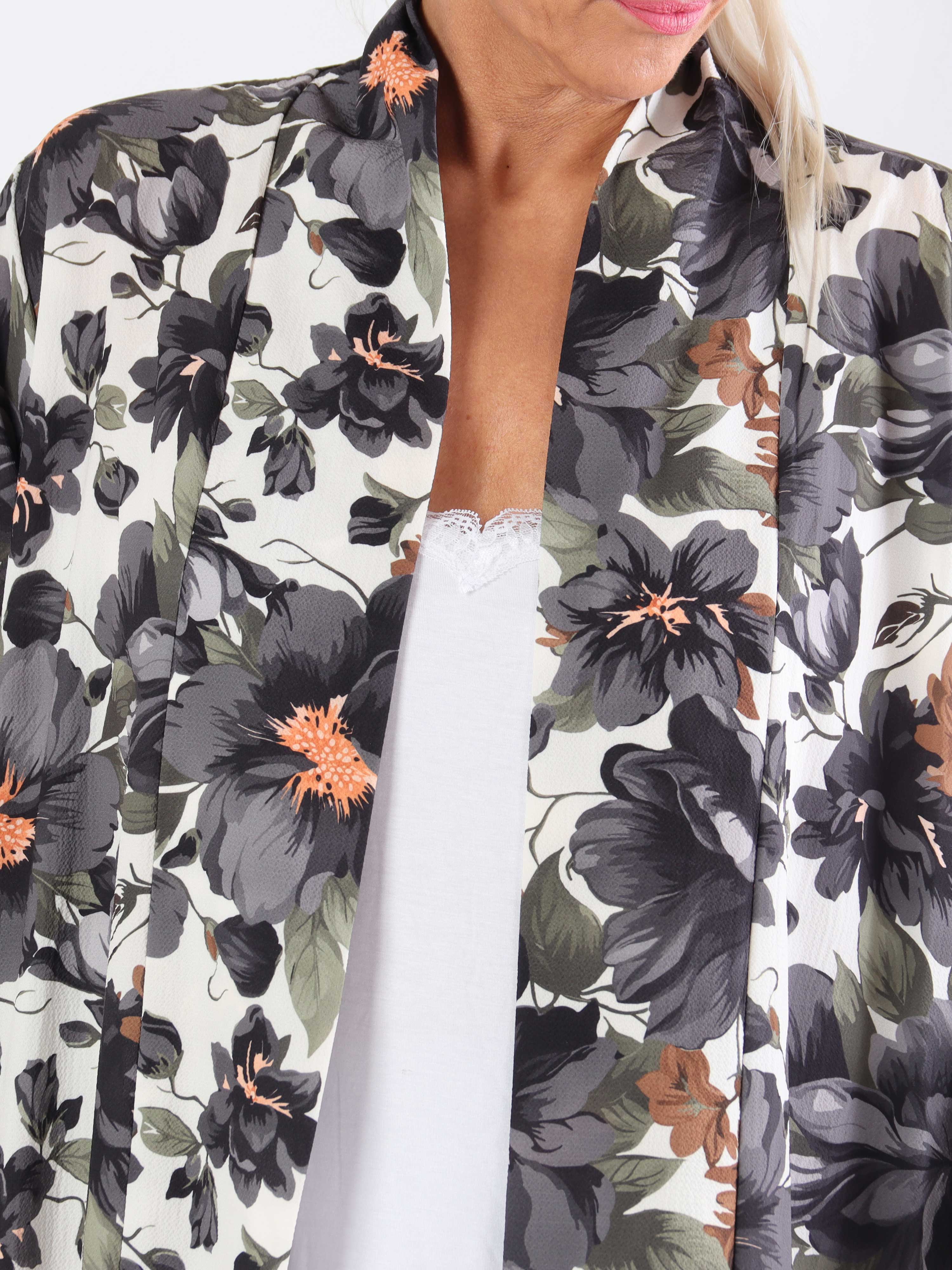 Flower Kimono - Sød lang plus size kimono med blomsterprint