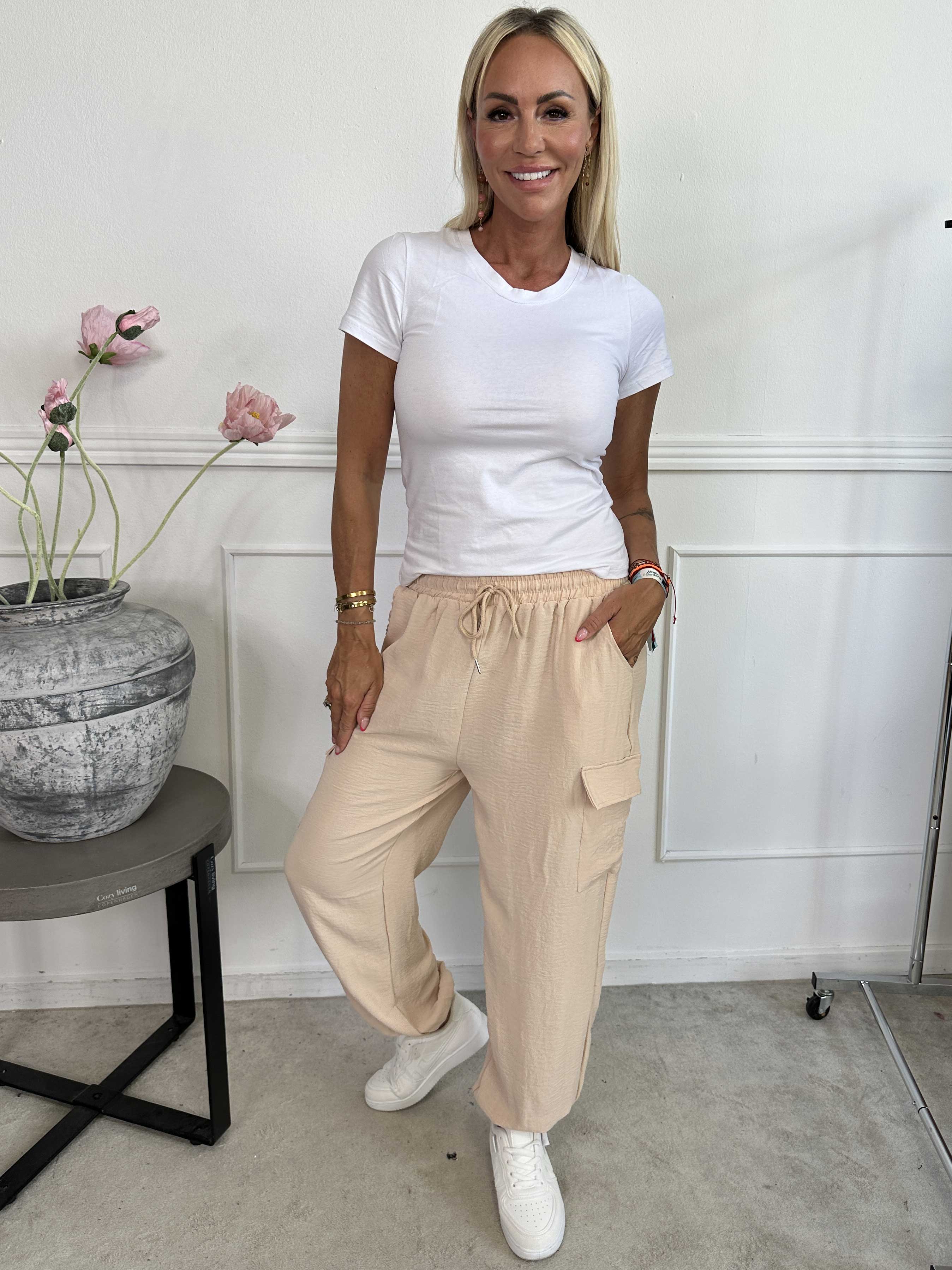 Enyo - Lette bukser med lommer på buksebenet