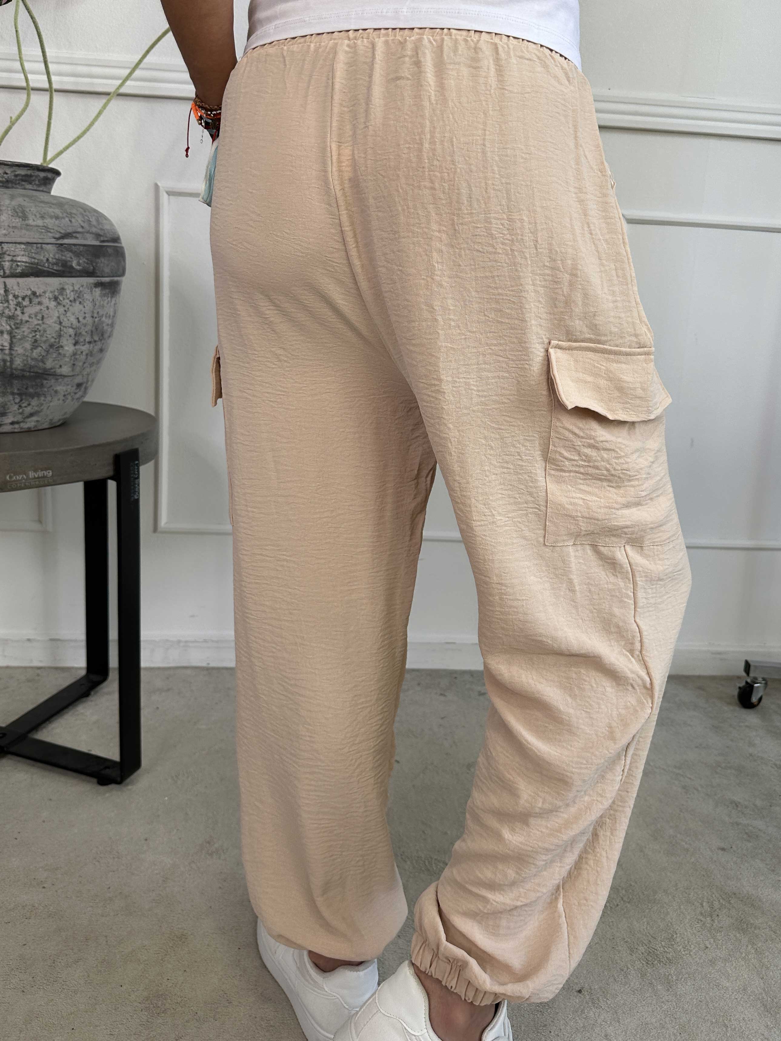 Enyo - Lette bukser med lommer på buksebenet