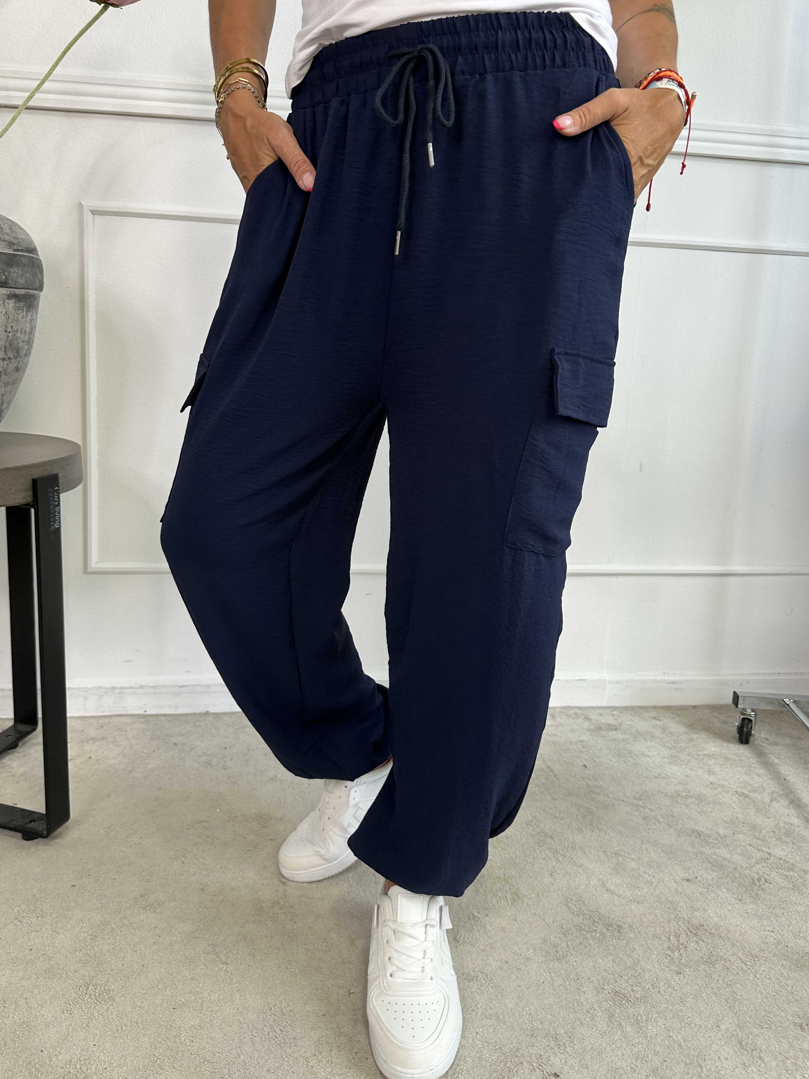 Enyo - Lette bukser med lommer på buksebenet