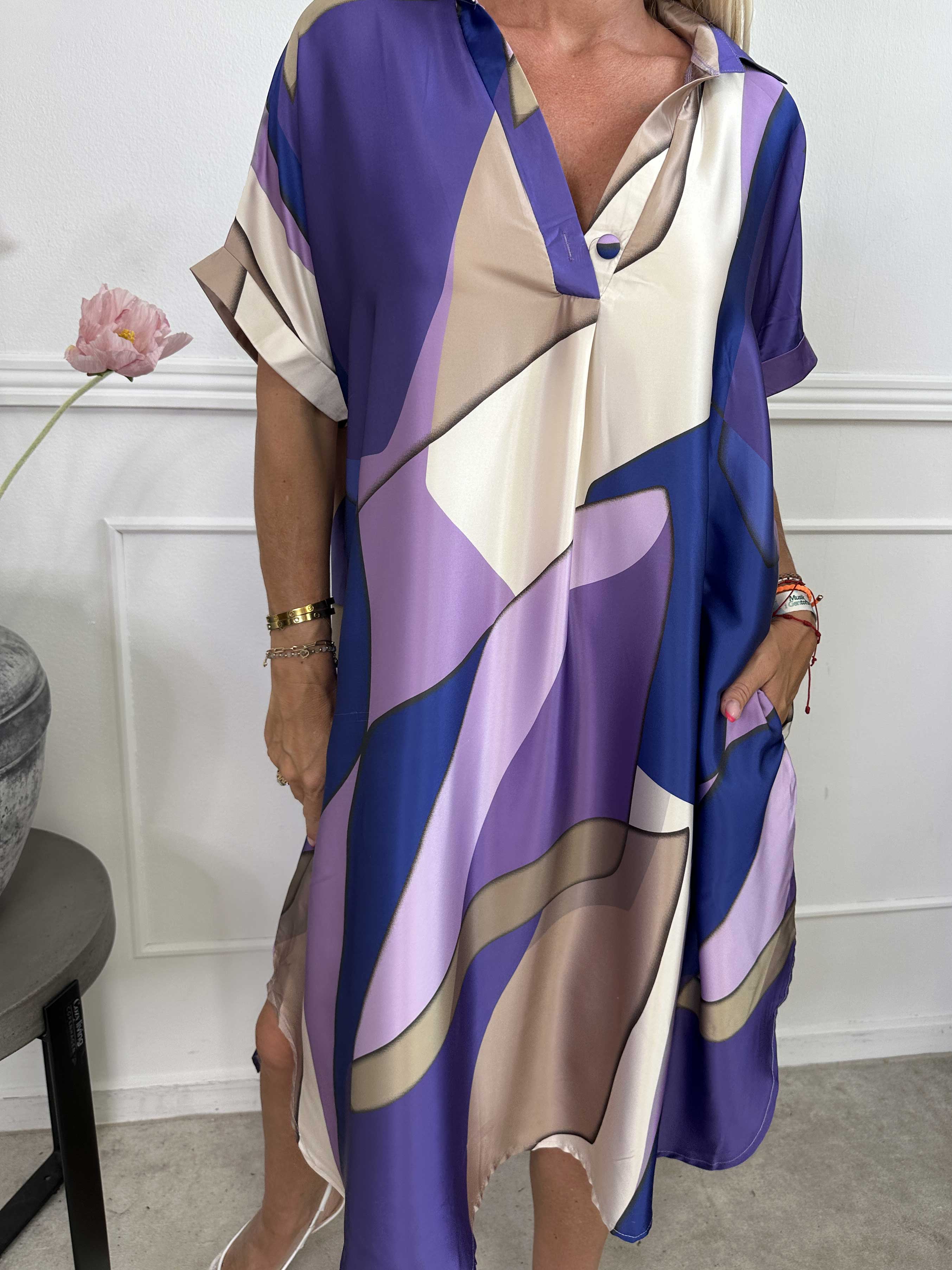 Etlana - Mønstret tunikakjole med korte ærmer og lommer