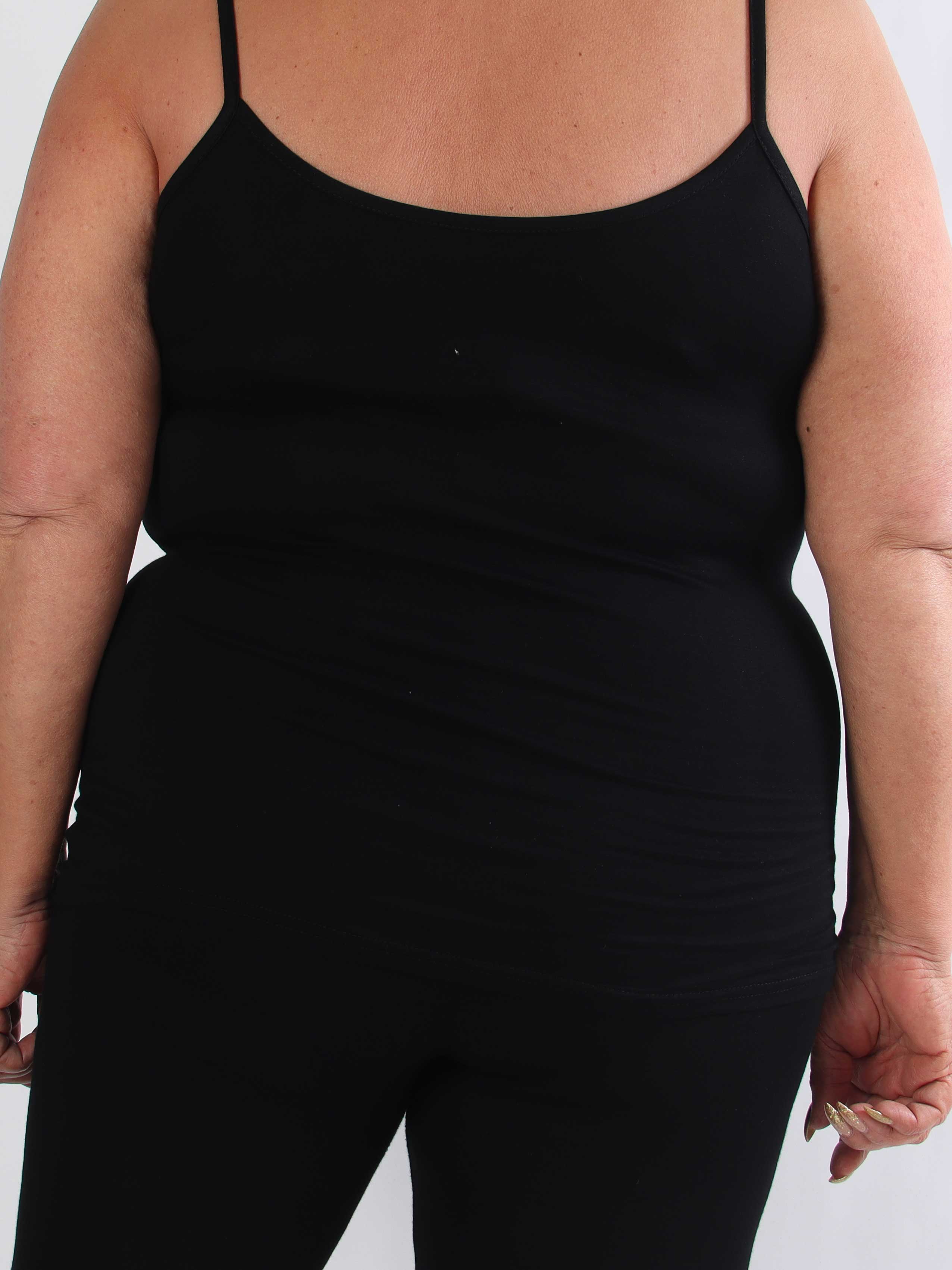 Fiona - Basis stroptop i blød viskose