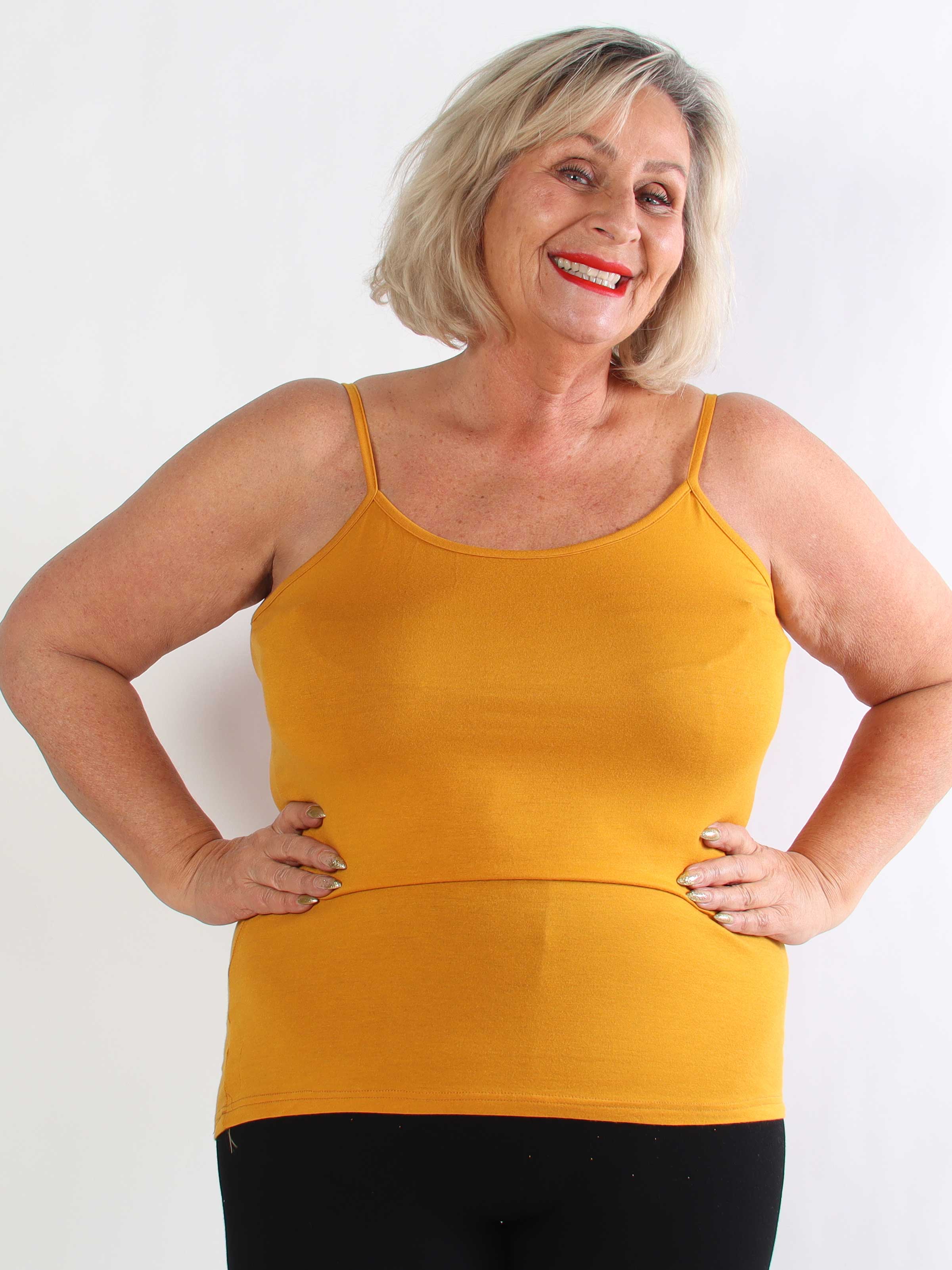 Fiona - Basis stroptop i blød viskose