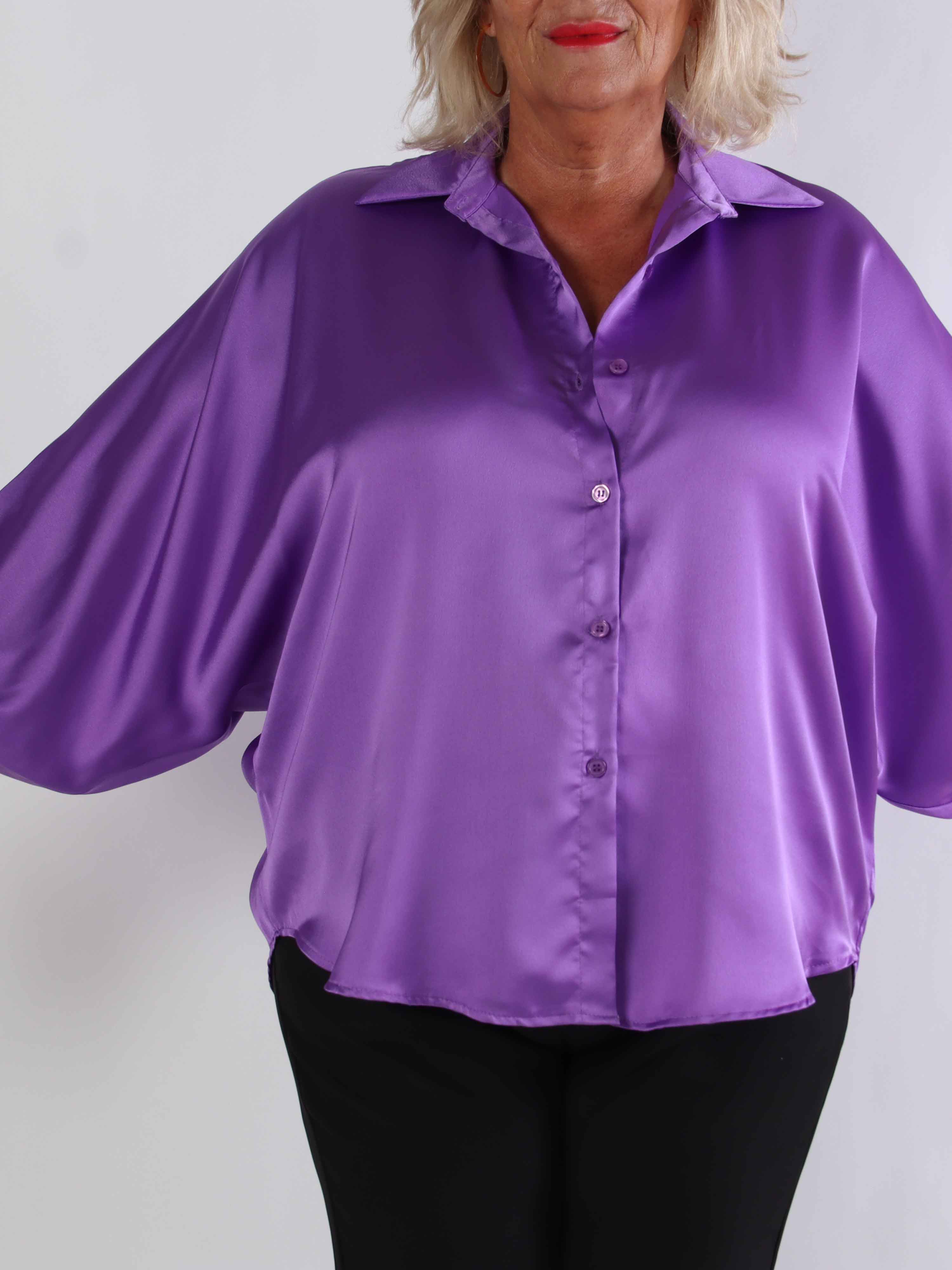 Feliciti - Shiny plus size skjorte med flagermusærmer