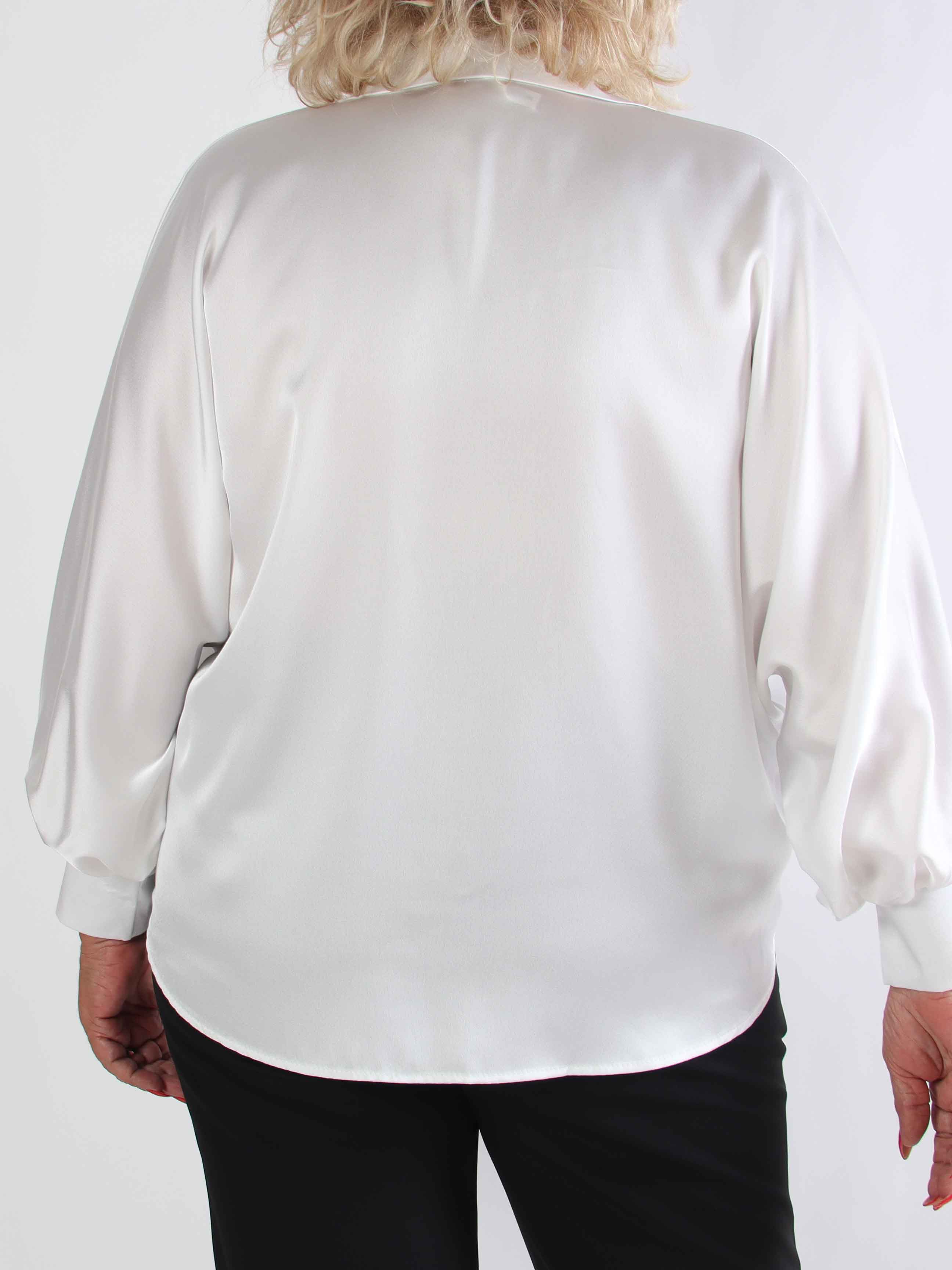 Feliciti - Shiny plus size skjorte med flagermusærmer