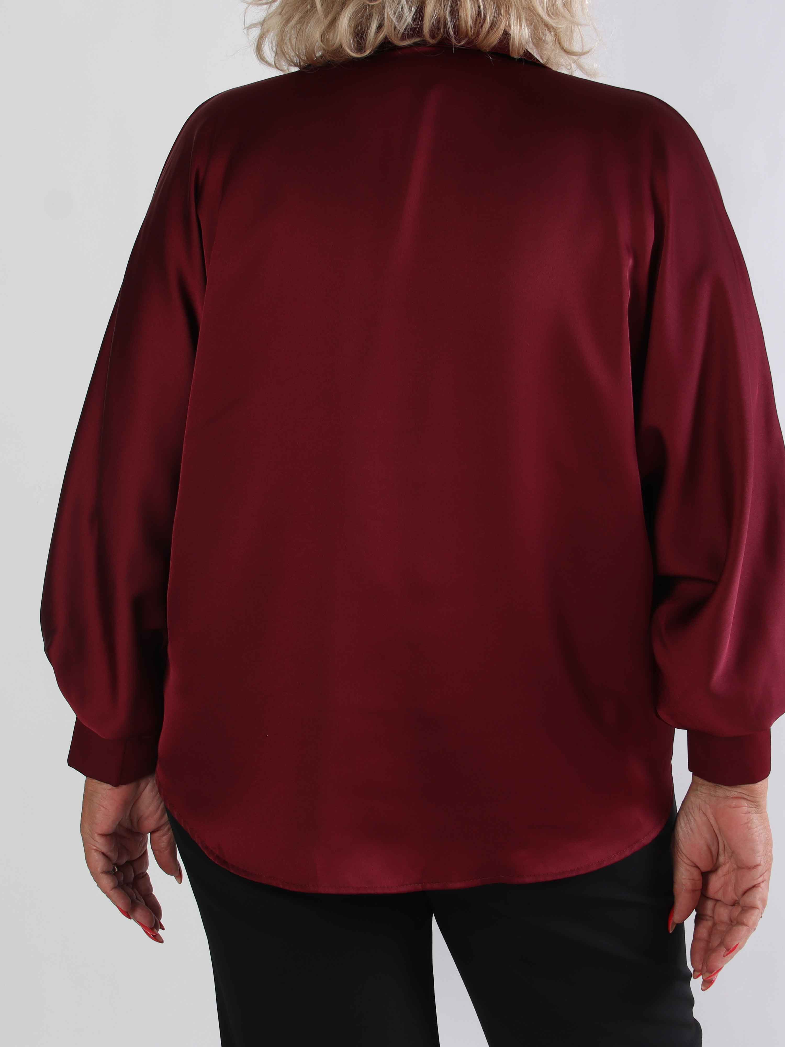 Feliciti - Shiny plus size skjorte med flagermusærmer