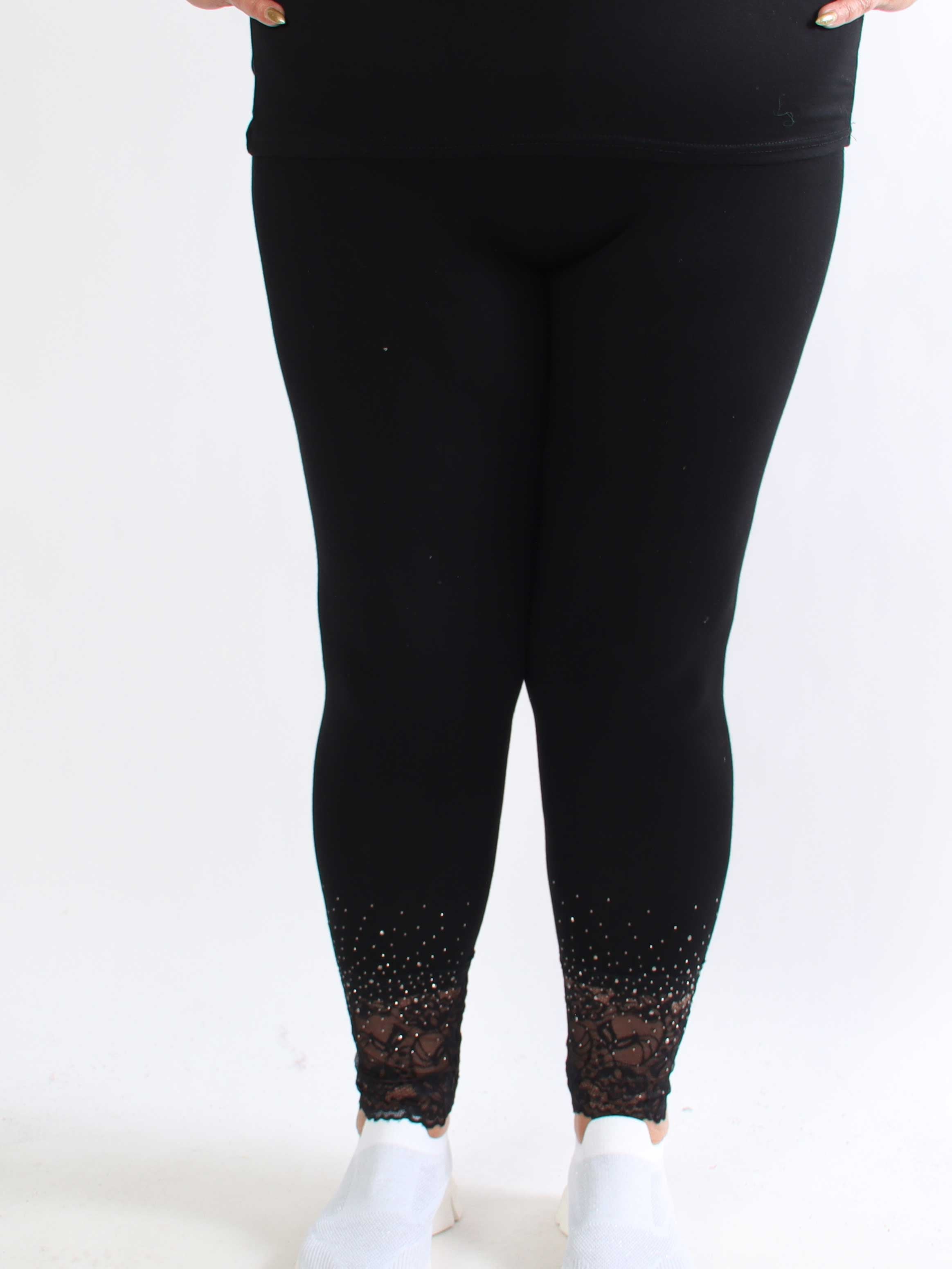 Kia - Bløde leggings i viskose med blondekant og similisten