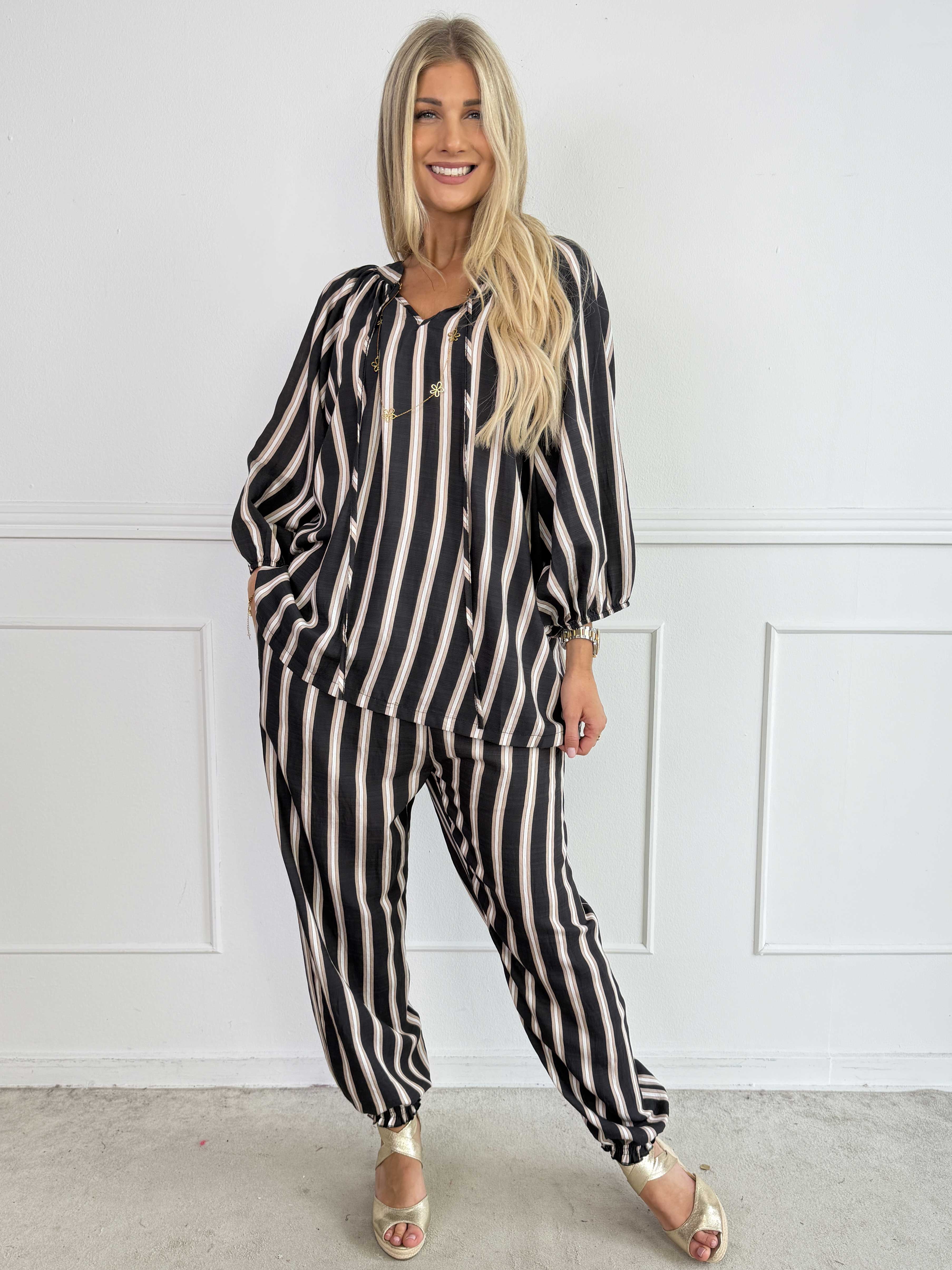 Amidala Pants - Feminin stribede bukser i let viskoseblanding med elastikkant