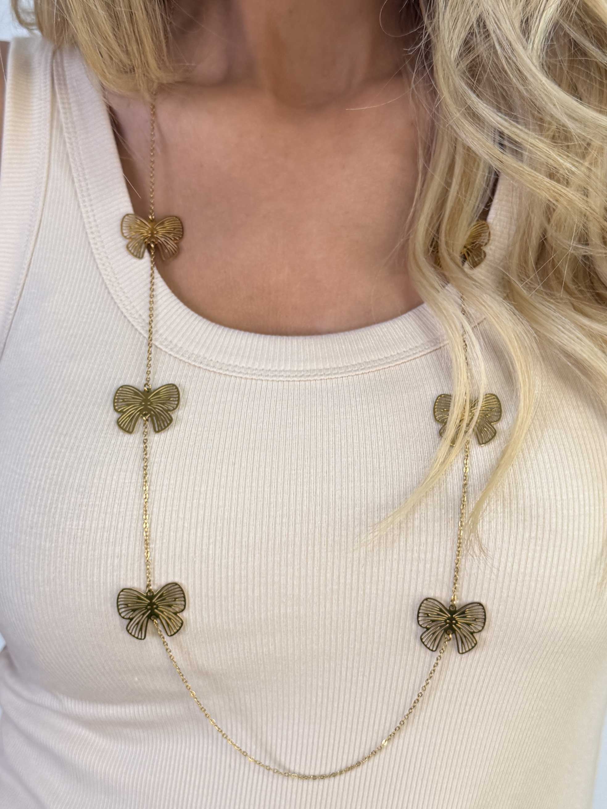 Eligold - Fin lang guldhalskæde med sommerfuglevedhæng