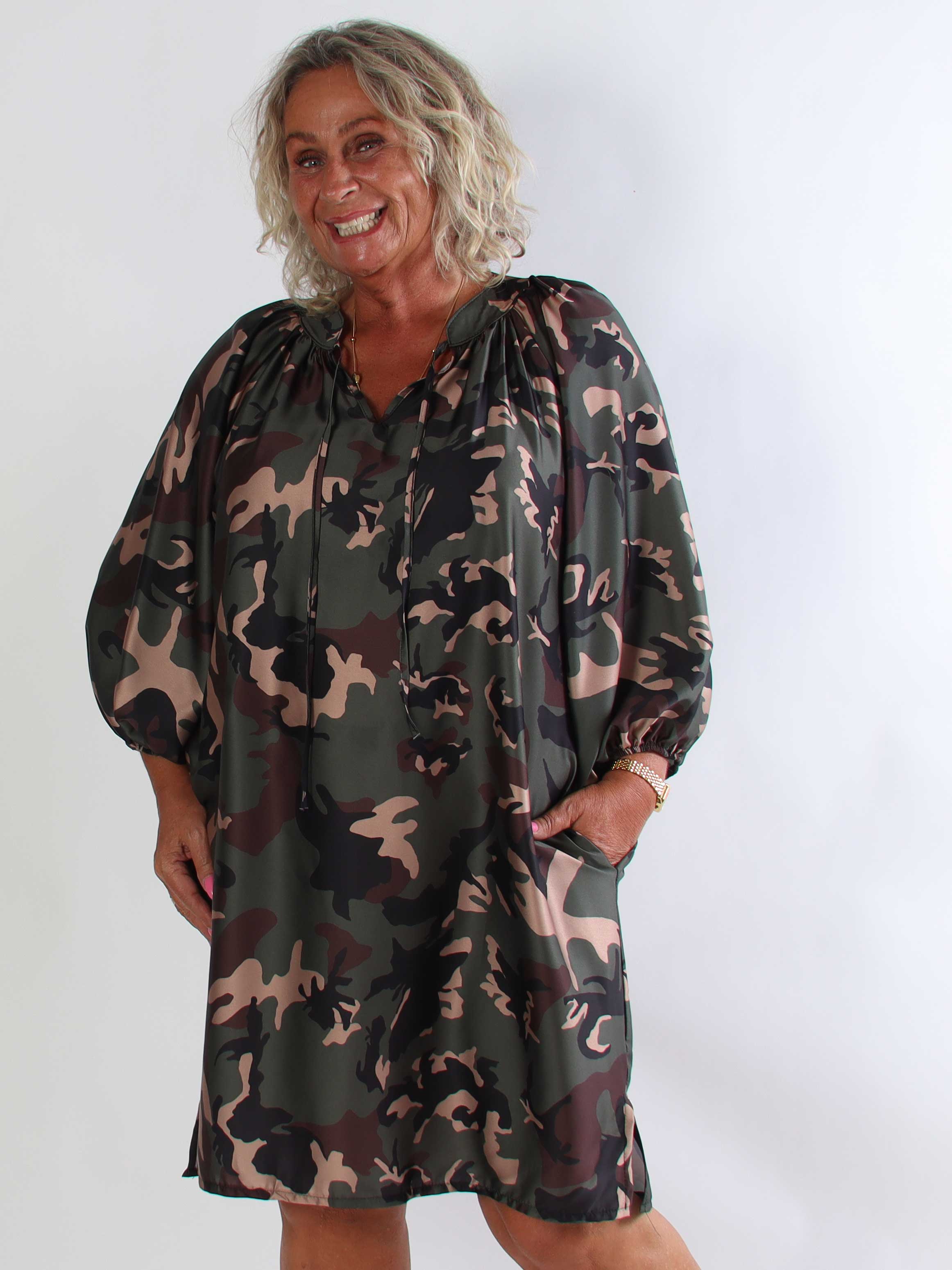 Amidala Print - Elegant plus size tunikakjole i forskelligt print
