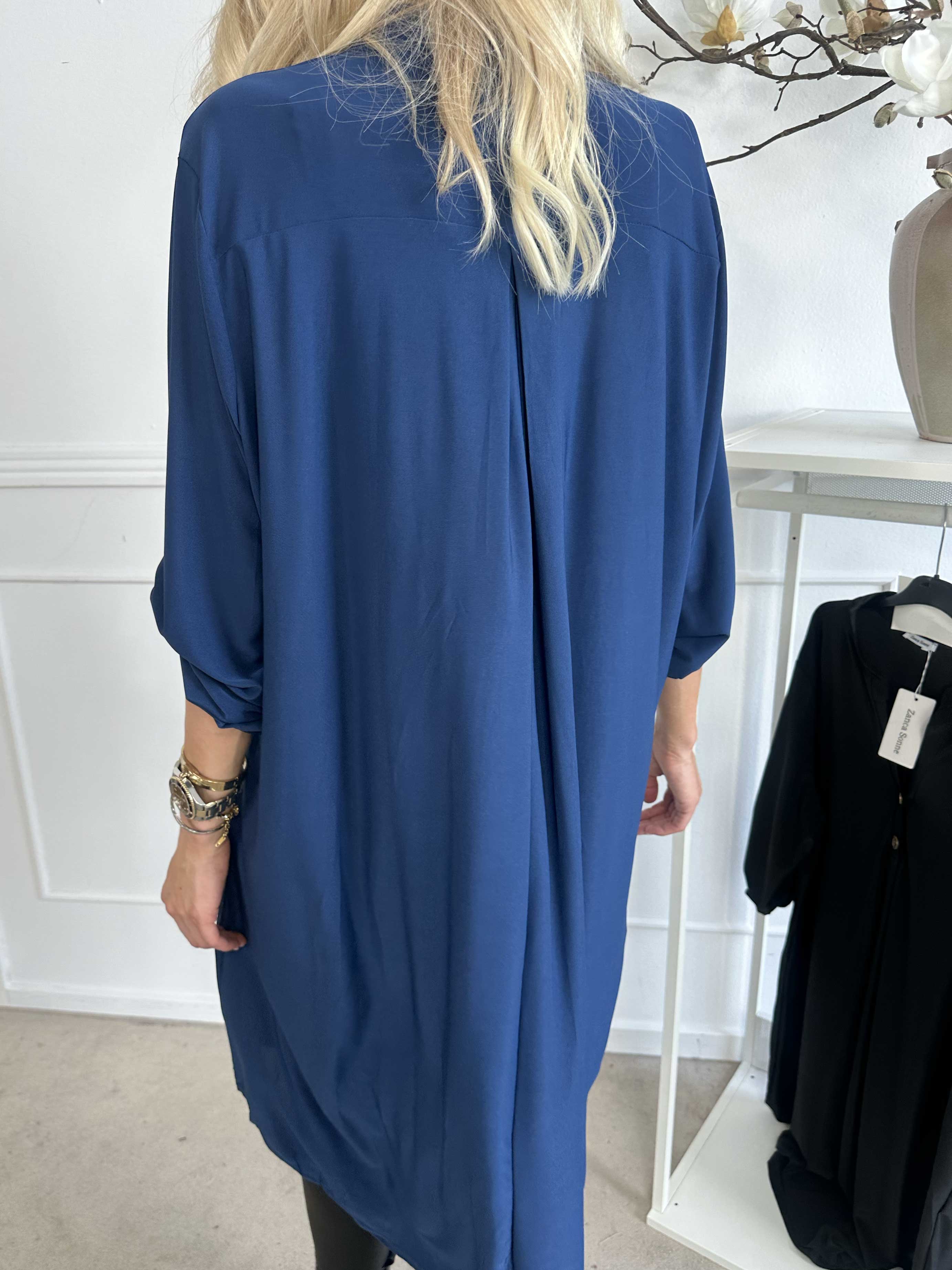 Ebba Plain Long - Sød ensfarvet kjole i elastisk stof