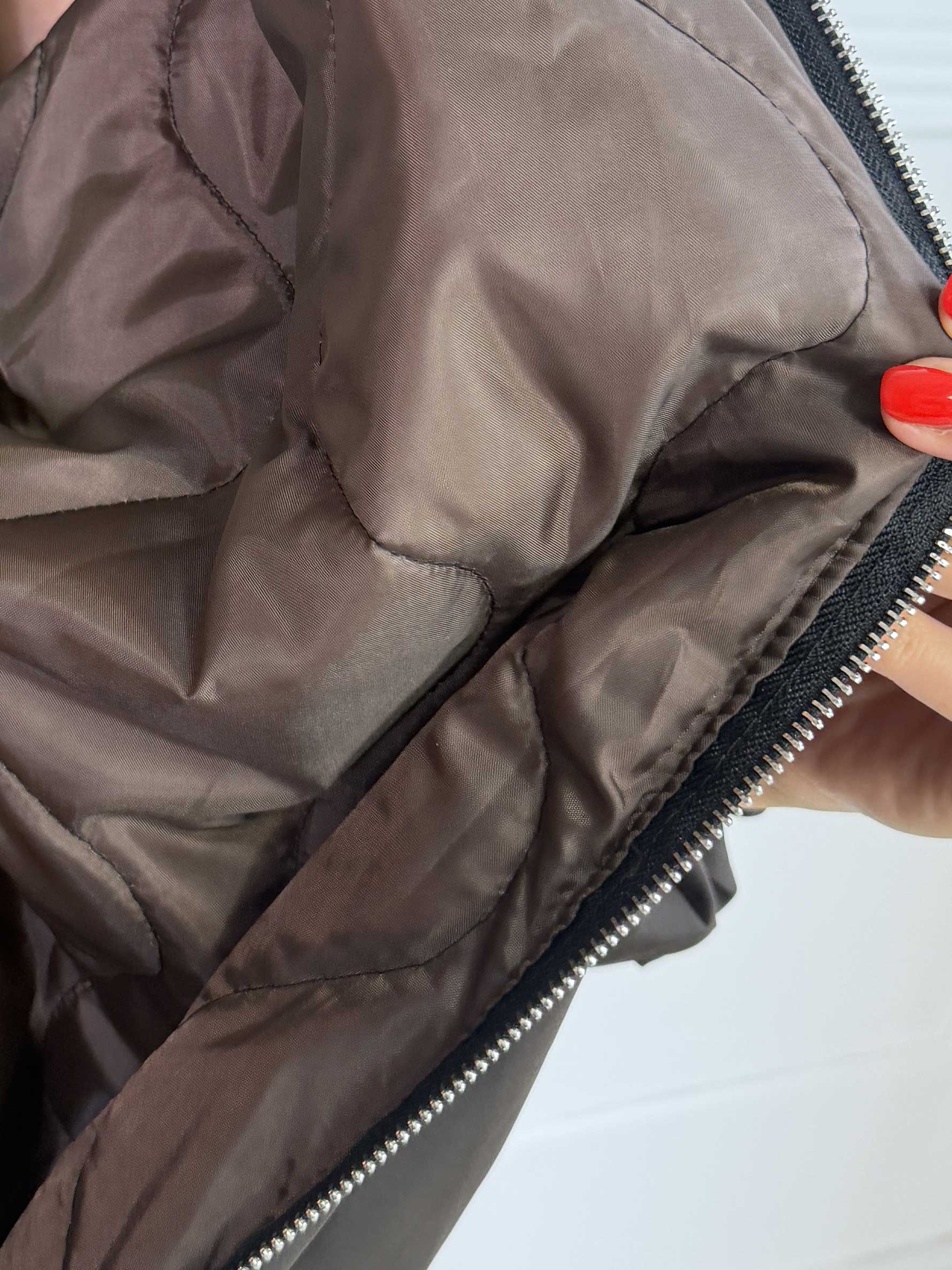 Gemma - Varm og trendy plus size bomber dynejakke