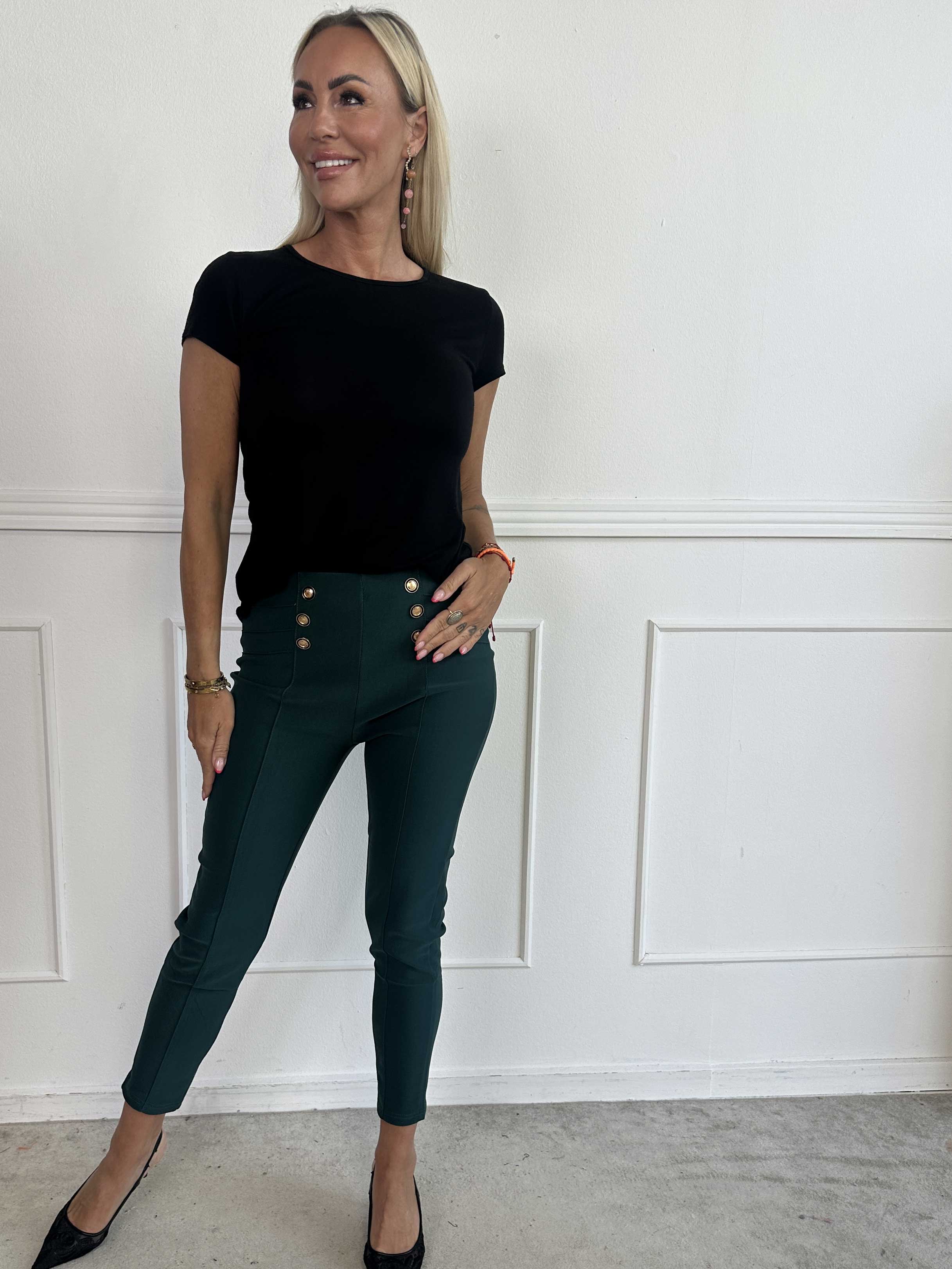 Jolie - Elastiske bløde leggings med guld knapper