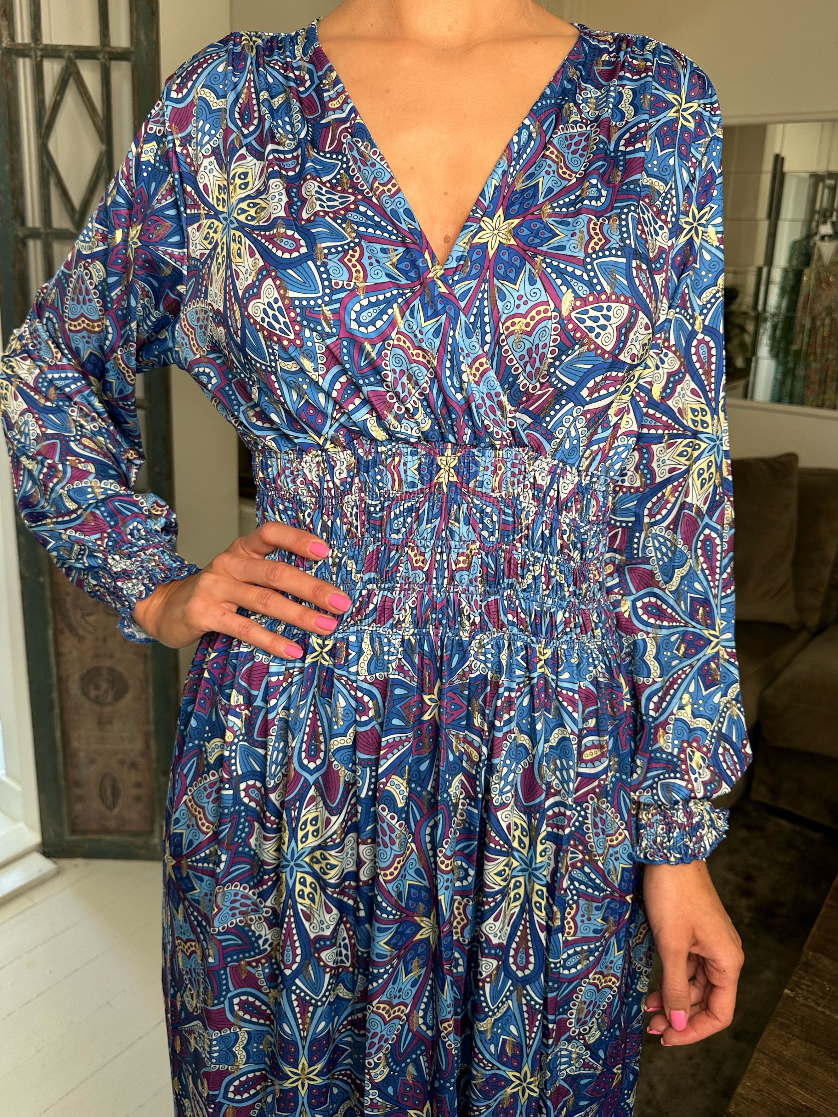 Pams Multi L/S - Lang elastisk kjole i krølfrit stof med lange ærmer