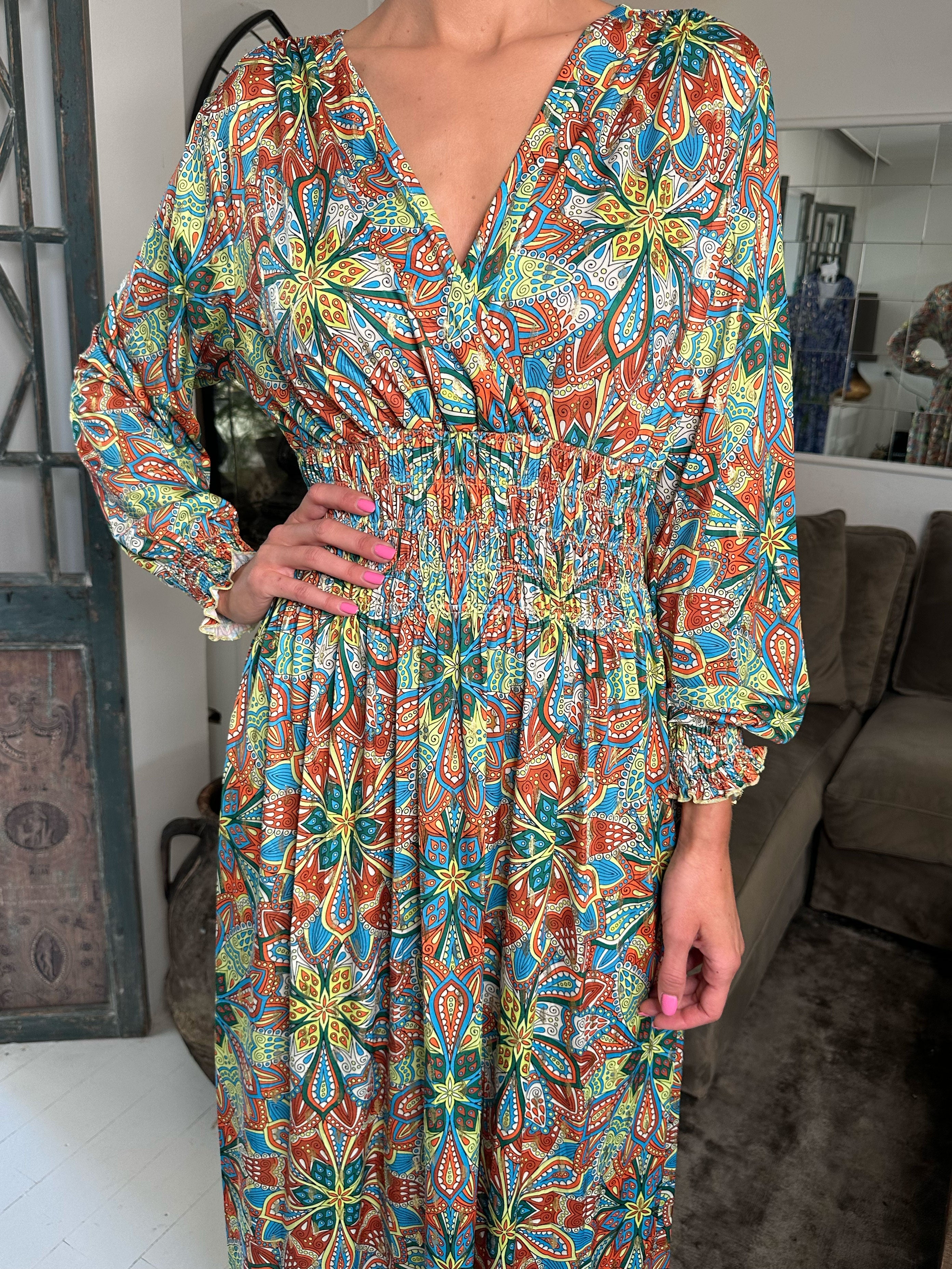 Pams Multi L/S - Lang elastisk kjole i krølfrit stof med lange ærmer