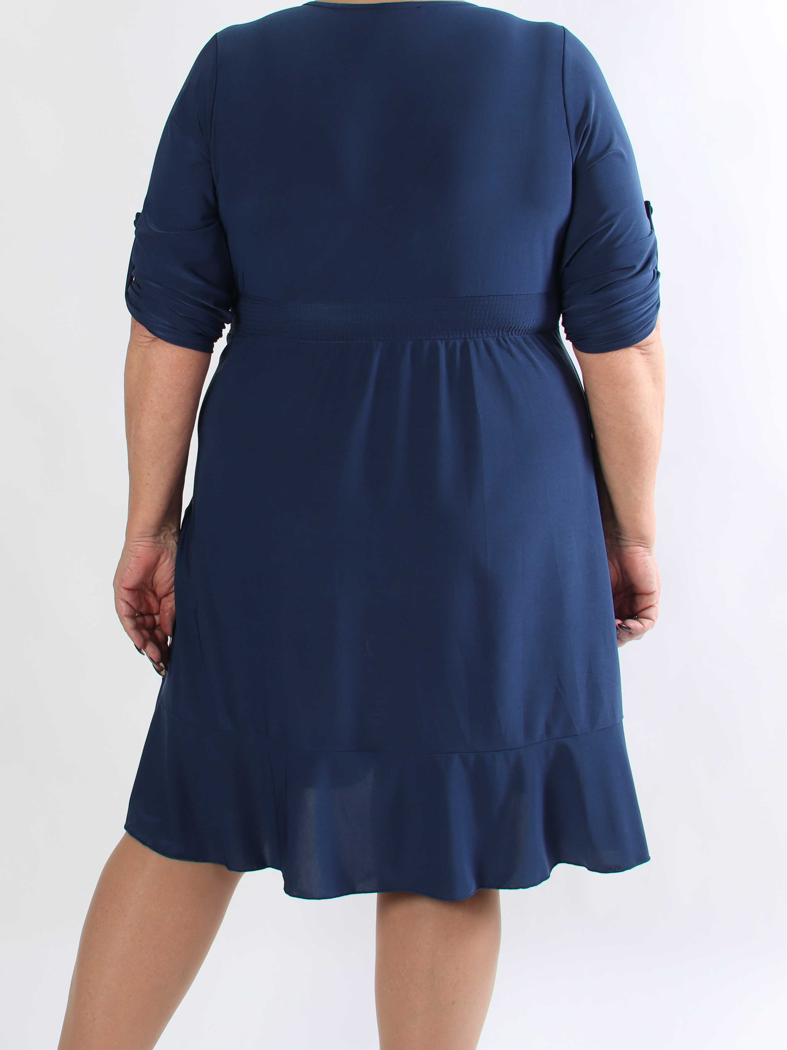 Savina Plain - Elastisk langærmet plus size kjole i slå-om-look