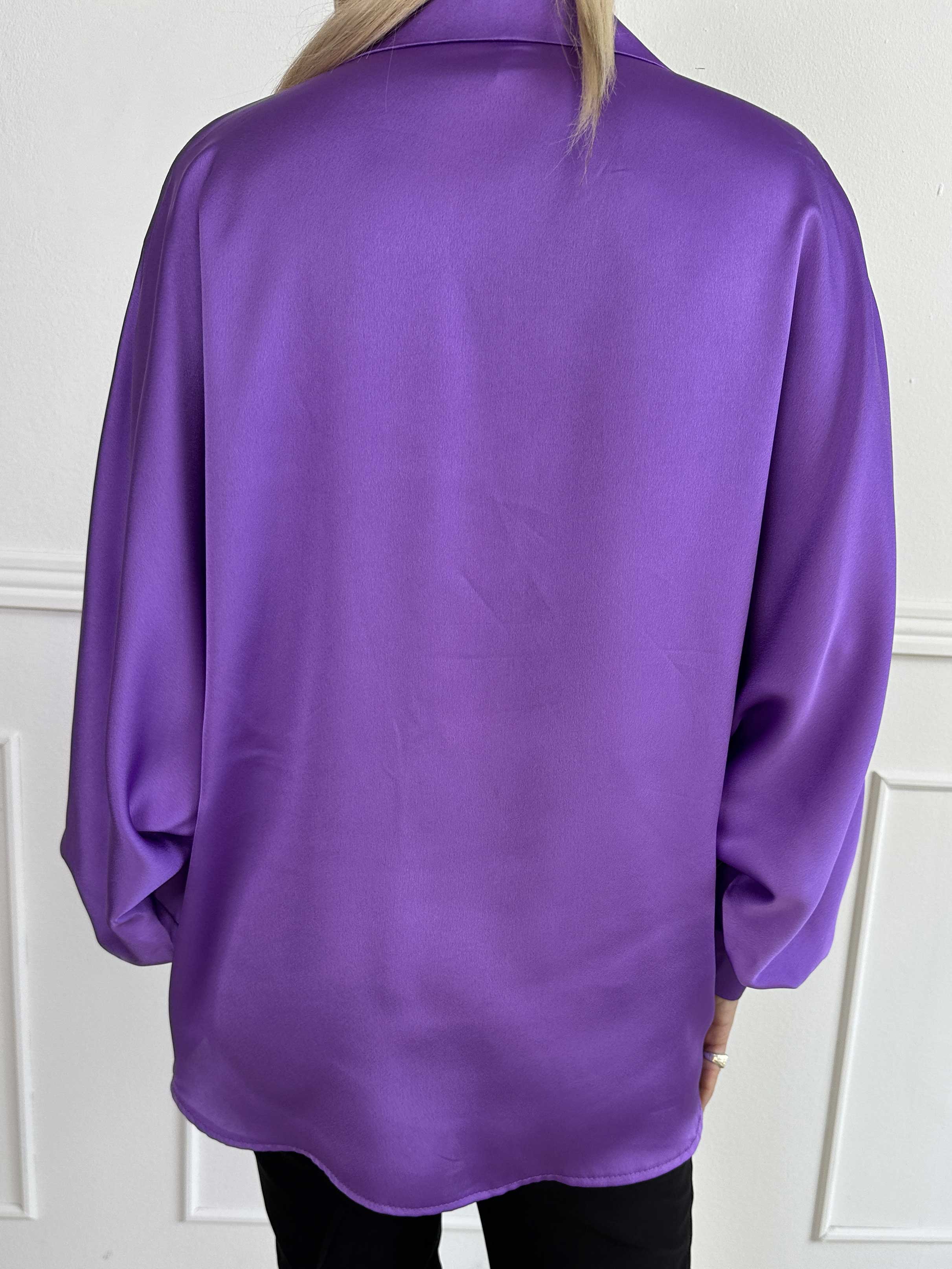 Feliciti - Shiny skjorte med flagermusærmer