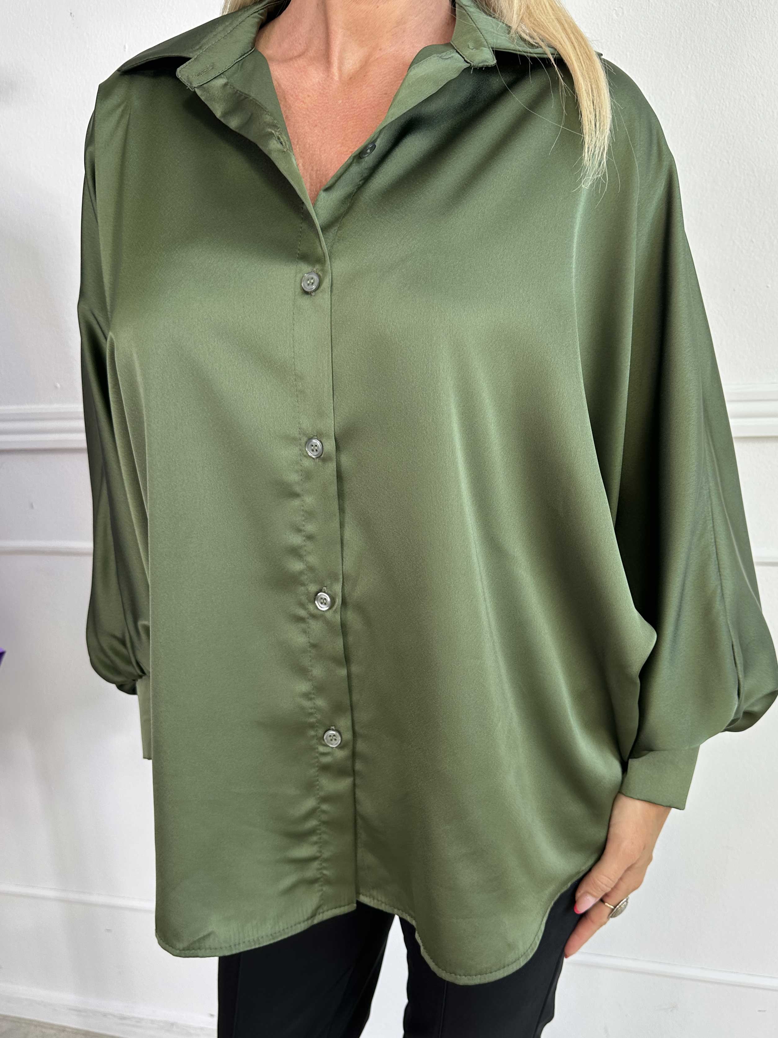 Feliciti - Shiny skjorte med flagermusærmer