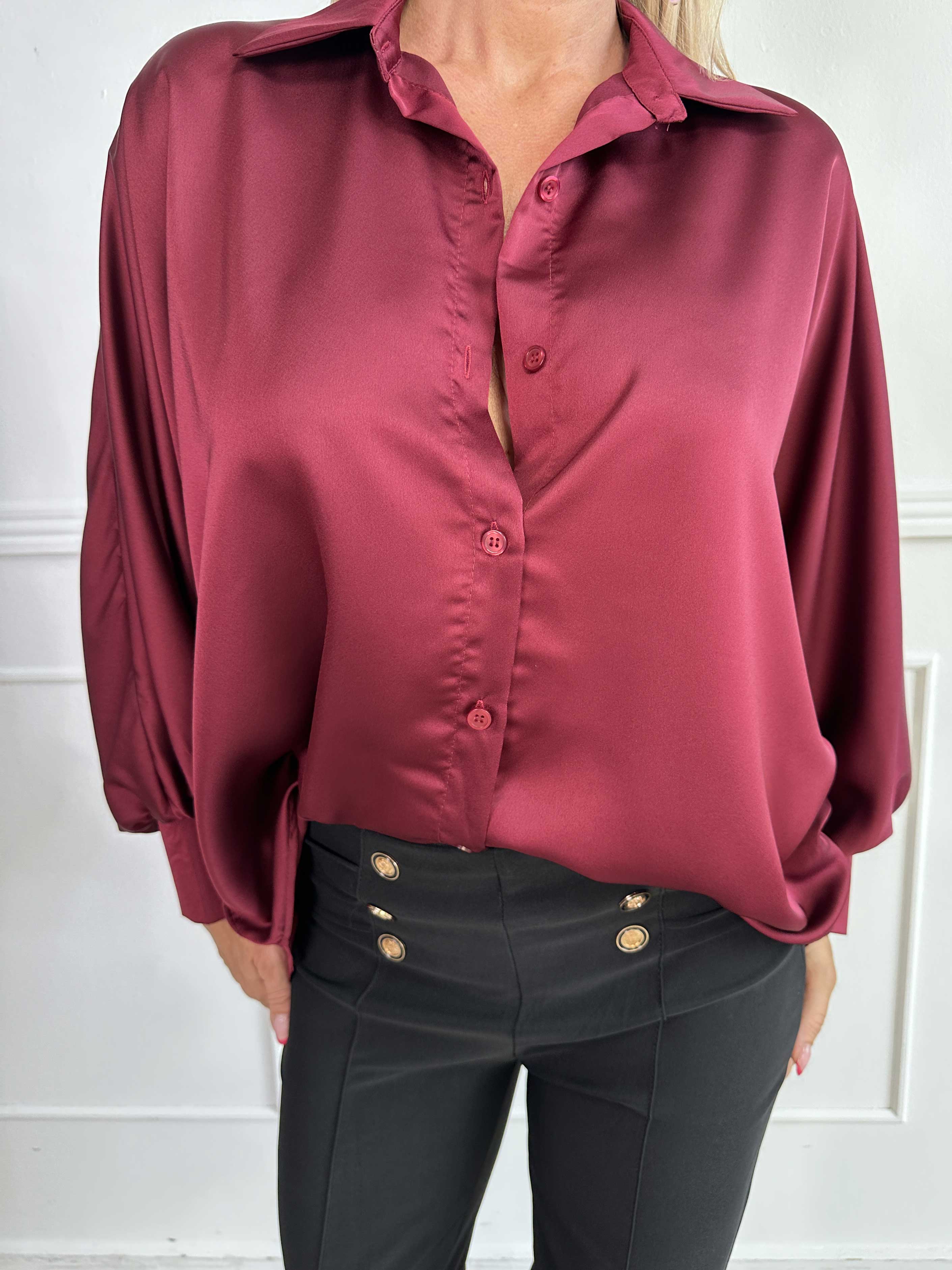 Feliciti - Shiny skjorte med flagermusærmer