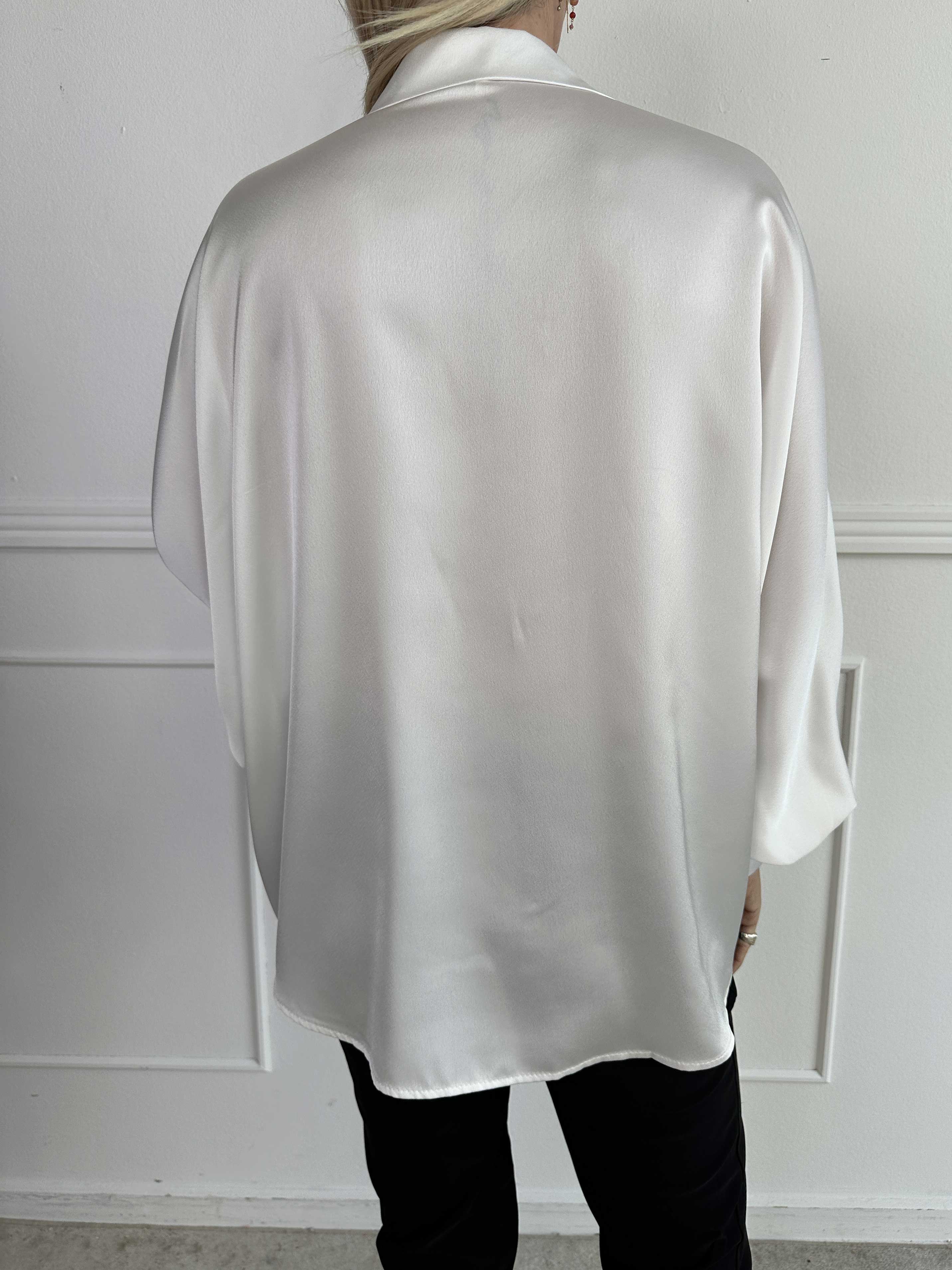 Feliciti - Shiny skjorte med flagermusærmer