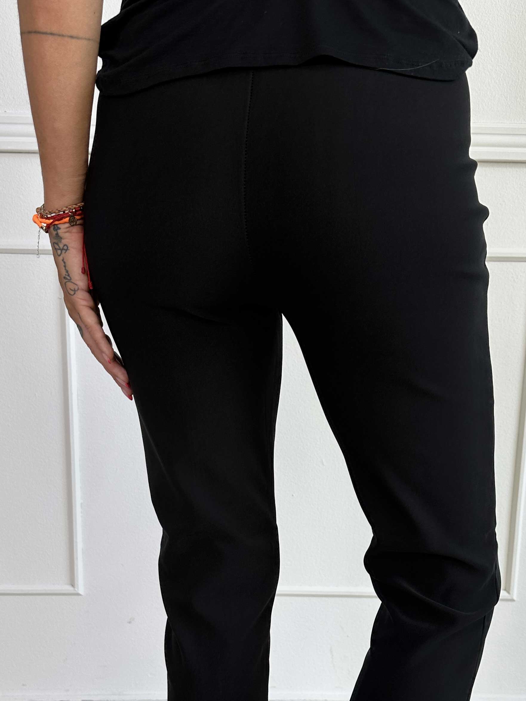 Adilina - Sorte højtaljede bukser med guld knap