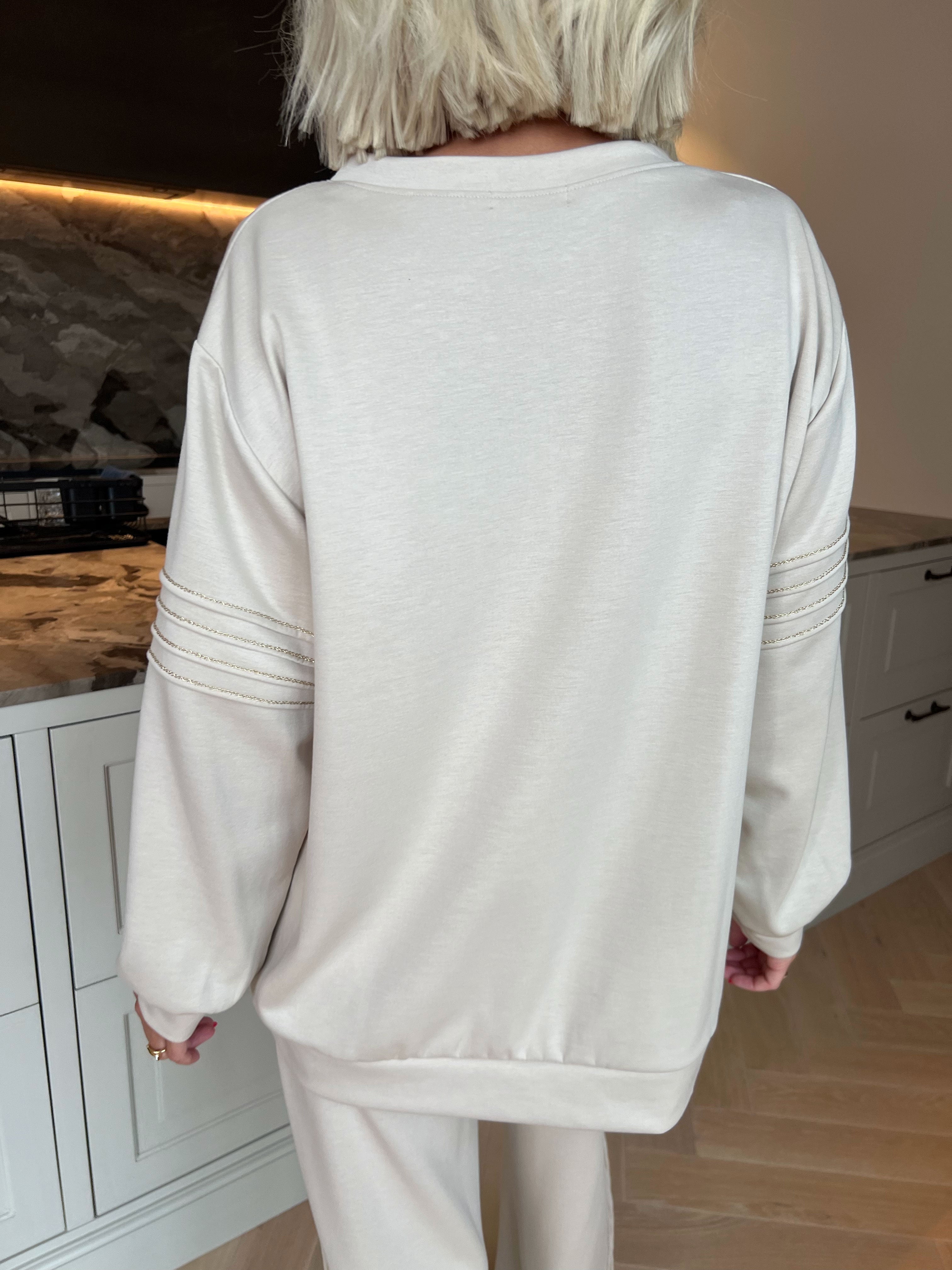 Dream - Blødeste plus size joggingsæt i viskose med elegante gulddetaljer