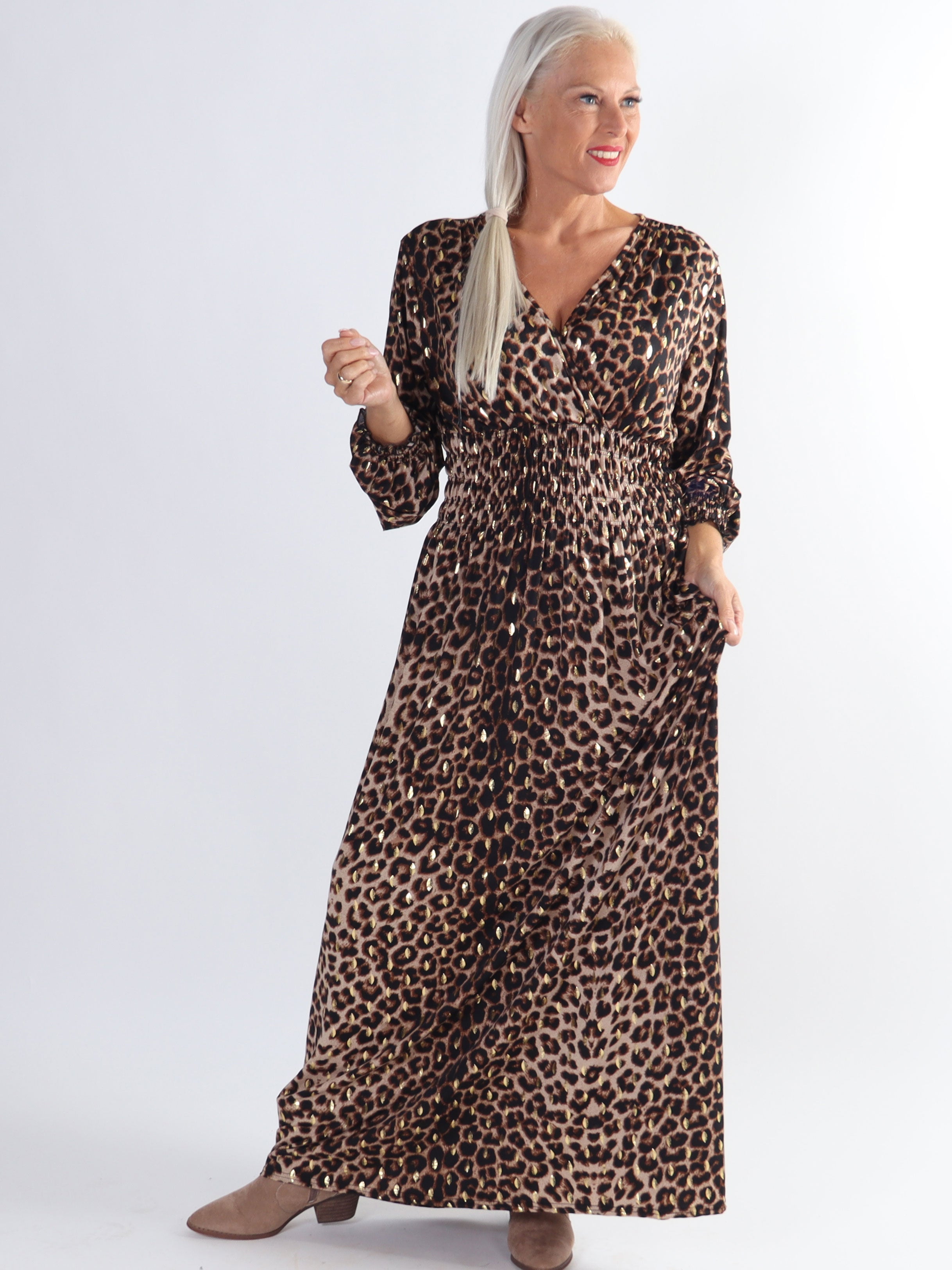 Pams Animal L/S - Plus size elastisk kjole i krølfrit stof med lange ærmer