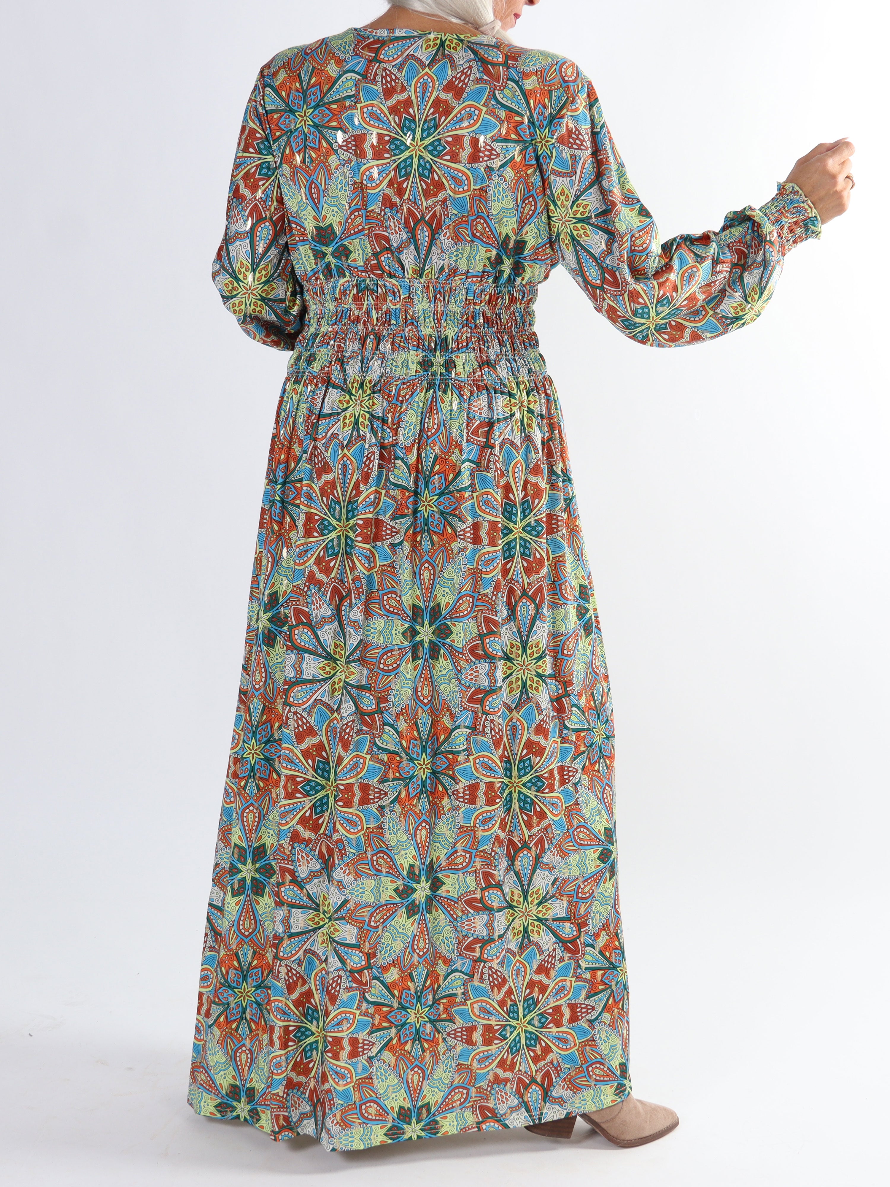 Pams Multi L/S - Plus size elastisk kjole i krølfrit stof med lange ærmer