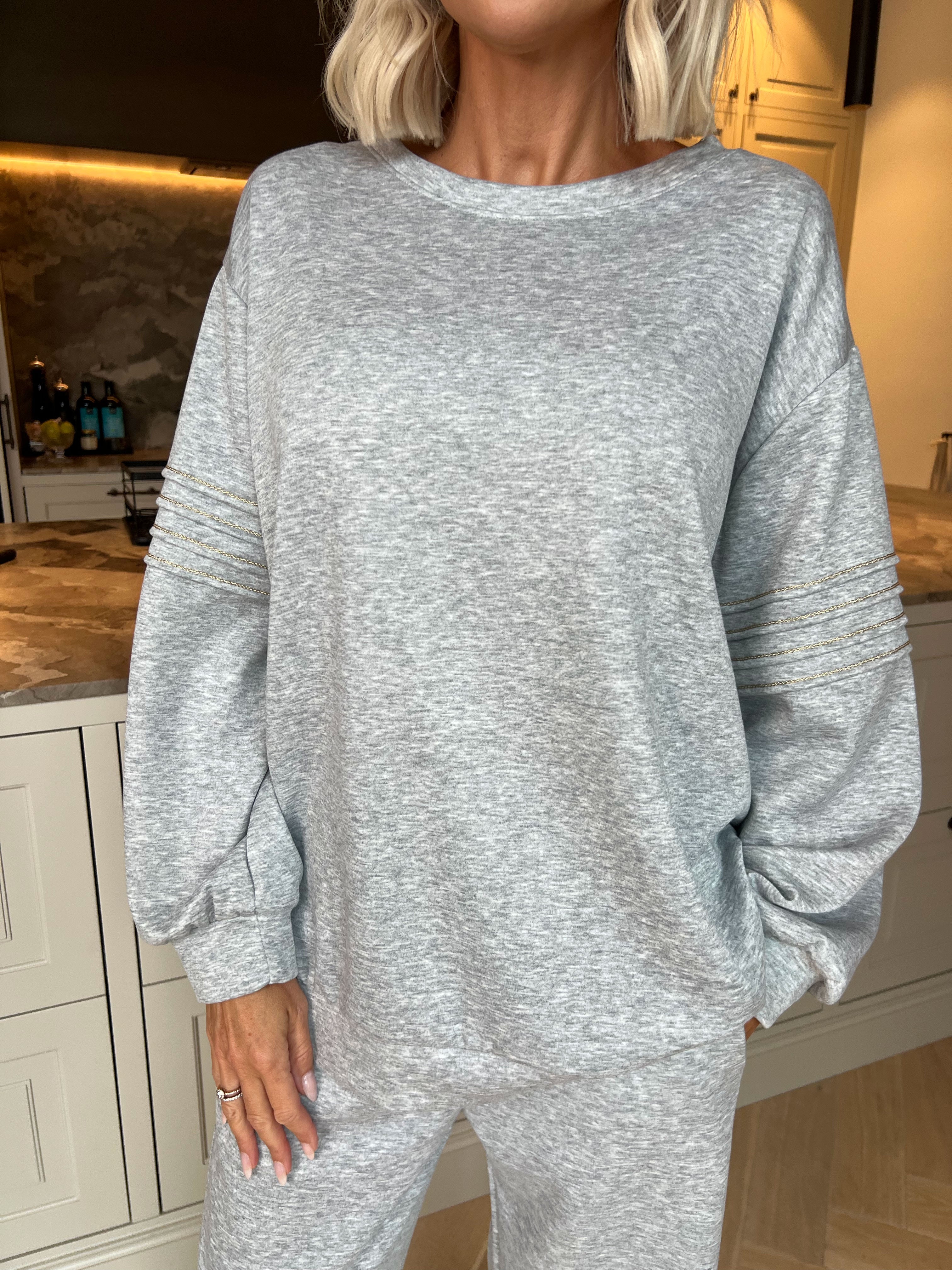 Dream - Blødeste joggingsæt i viskose med elegante gulddetaljer