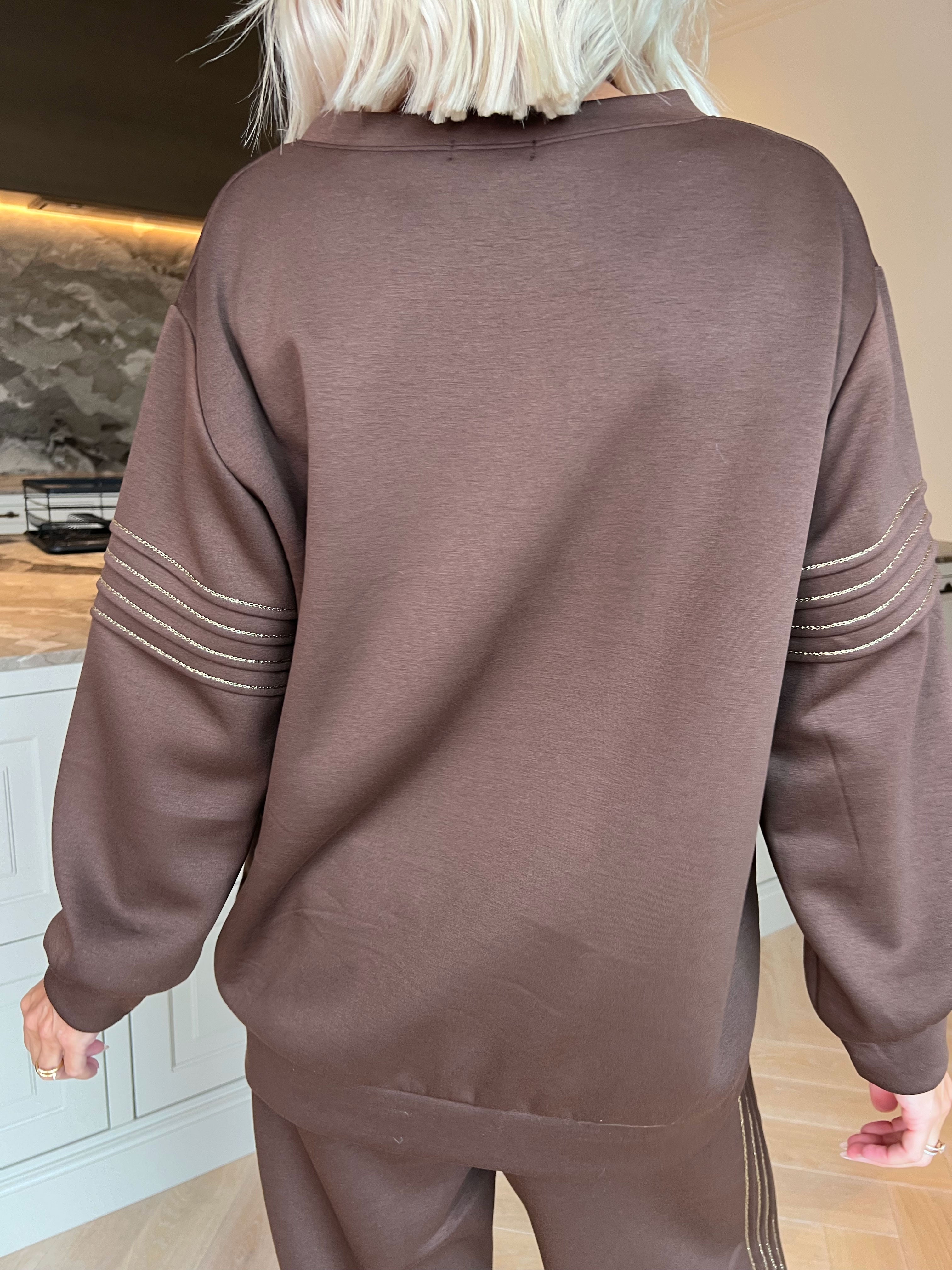 Dream - Blødeste joggingsæt i viskose med elegante gulddetaljer
