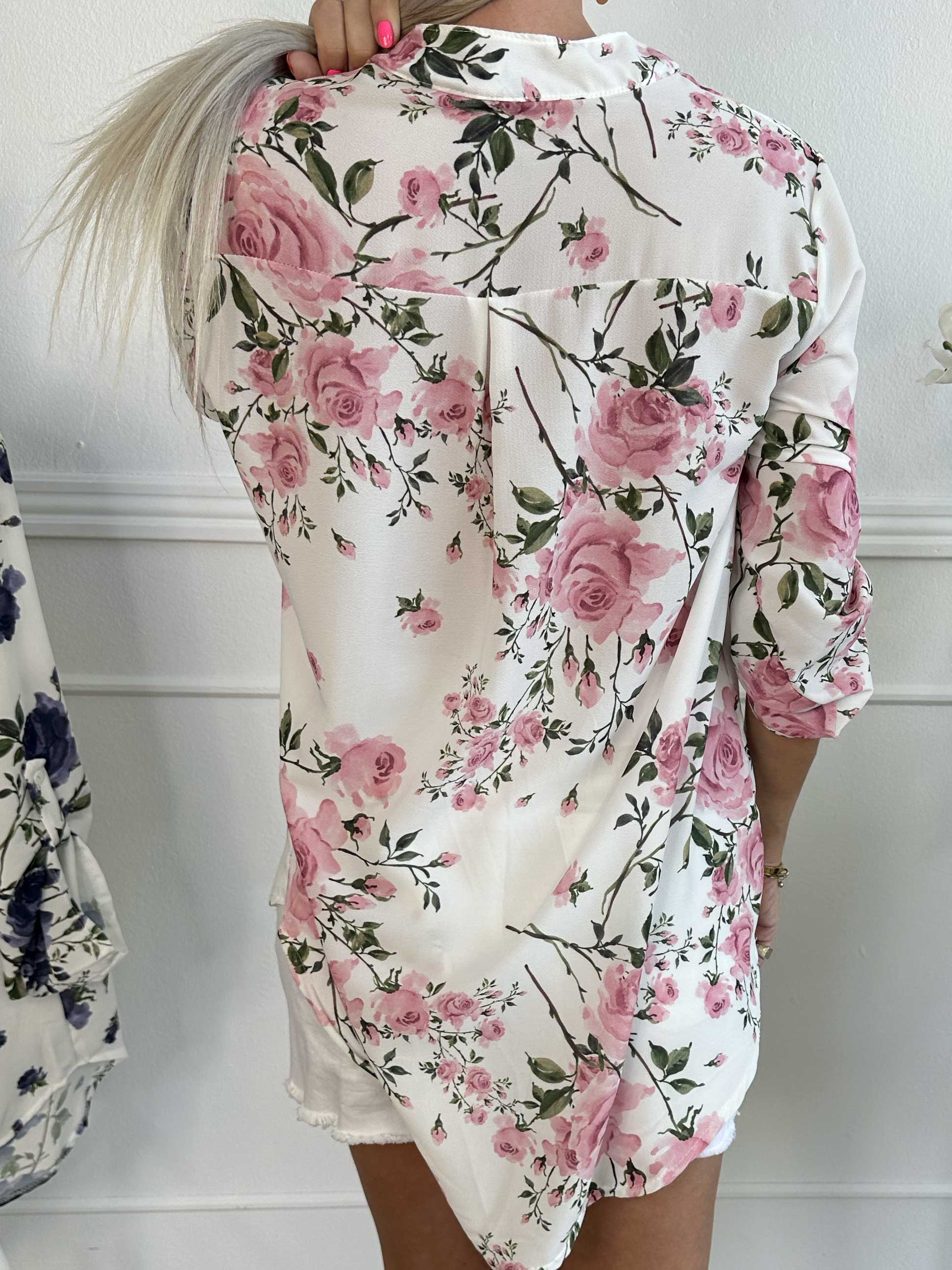 Vanesa Rose - Let og luftig tunika med blomsterprint