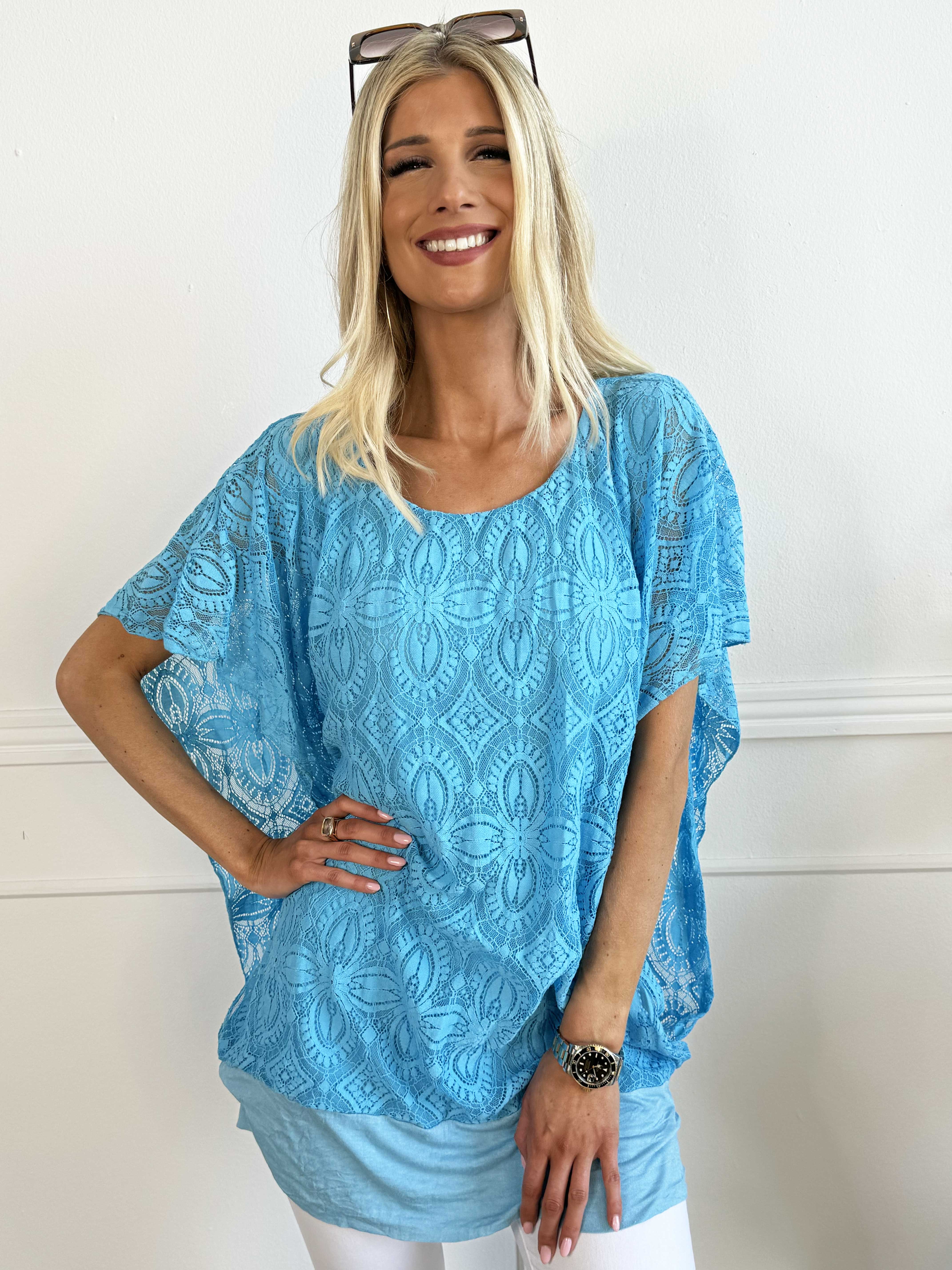 Indiana - Sød blondetunika i bomuld