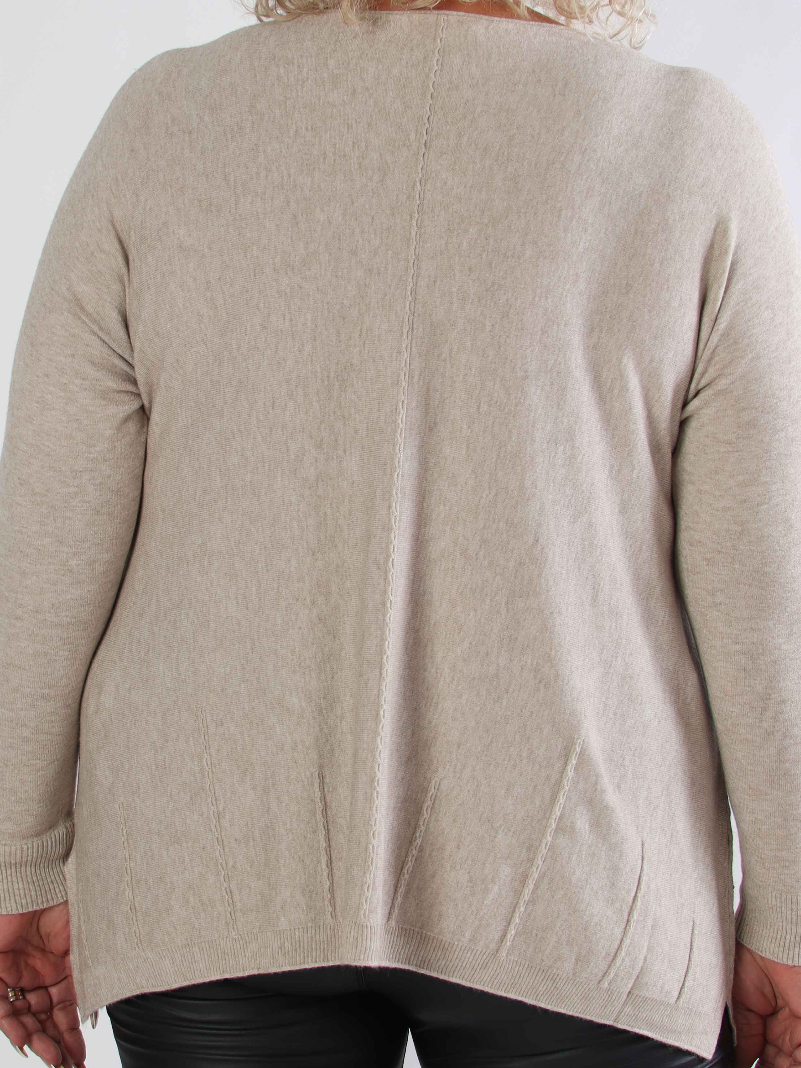 Inga - Meget blød plus size strikbluse pyntet med similisten