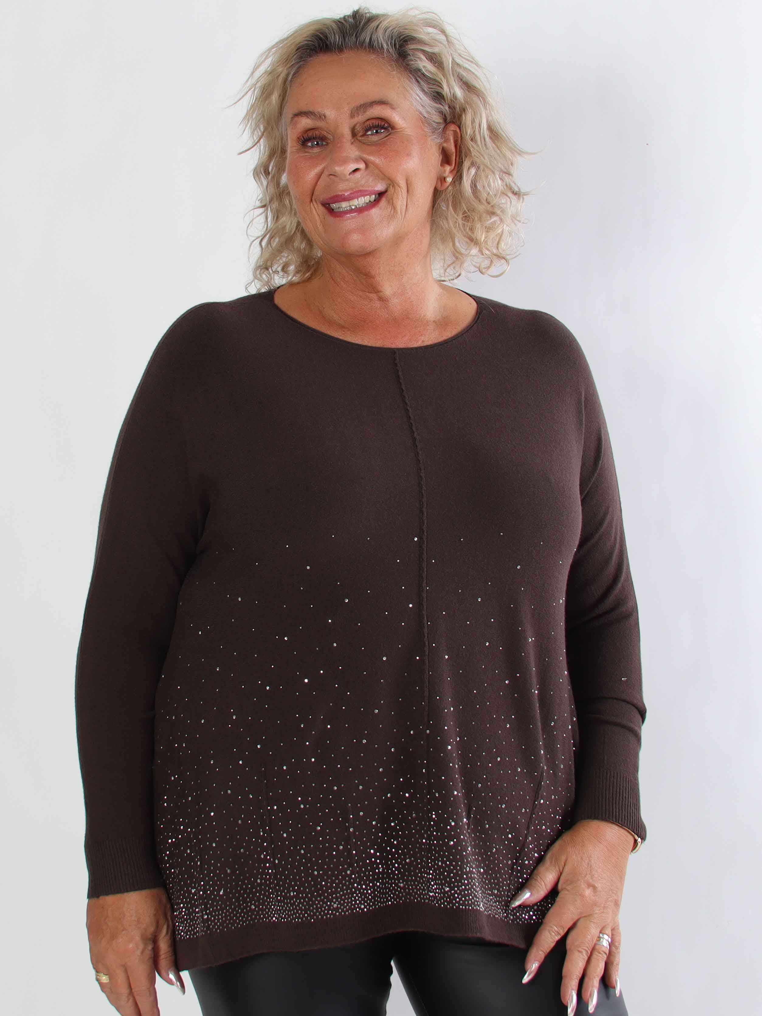 Inga - Meget blød plus size strikbluse pyntet med similisten