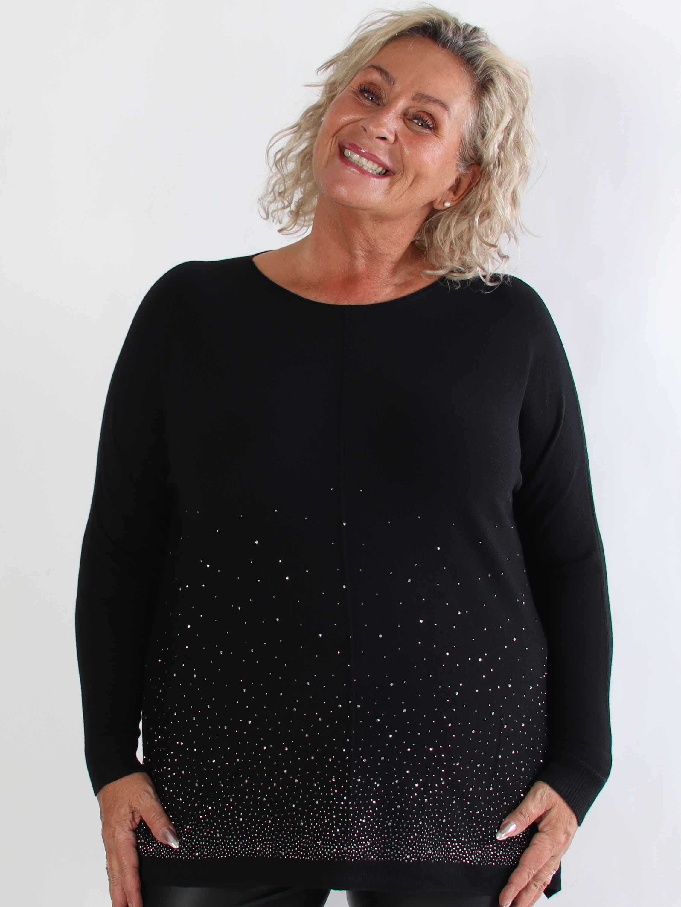 Inga - Meget blød plus size strikbluse pyntet med similisten