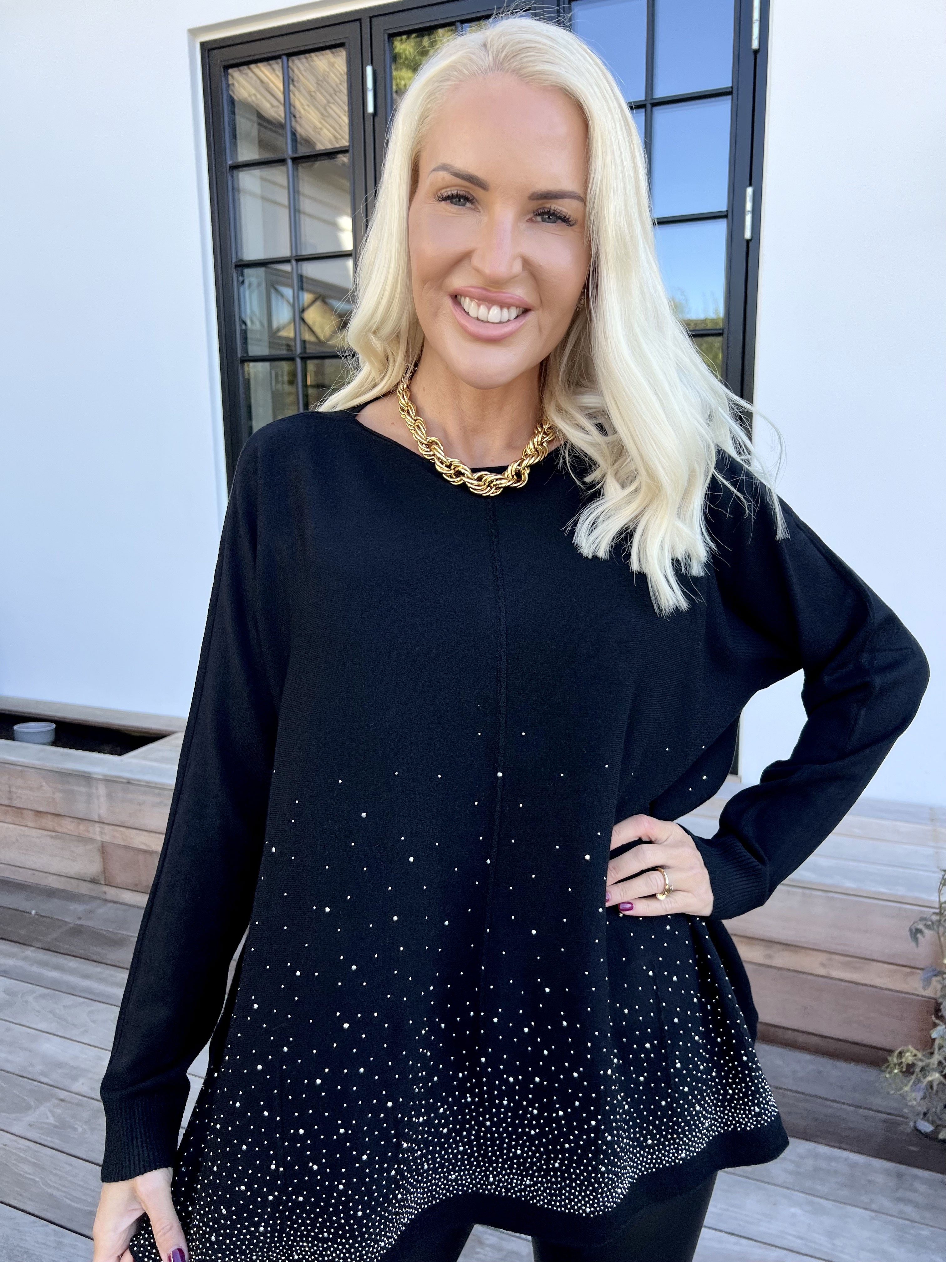 Inga - Meget blød strikbluse pyntet med similisten