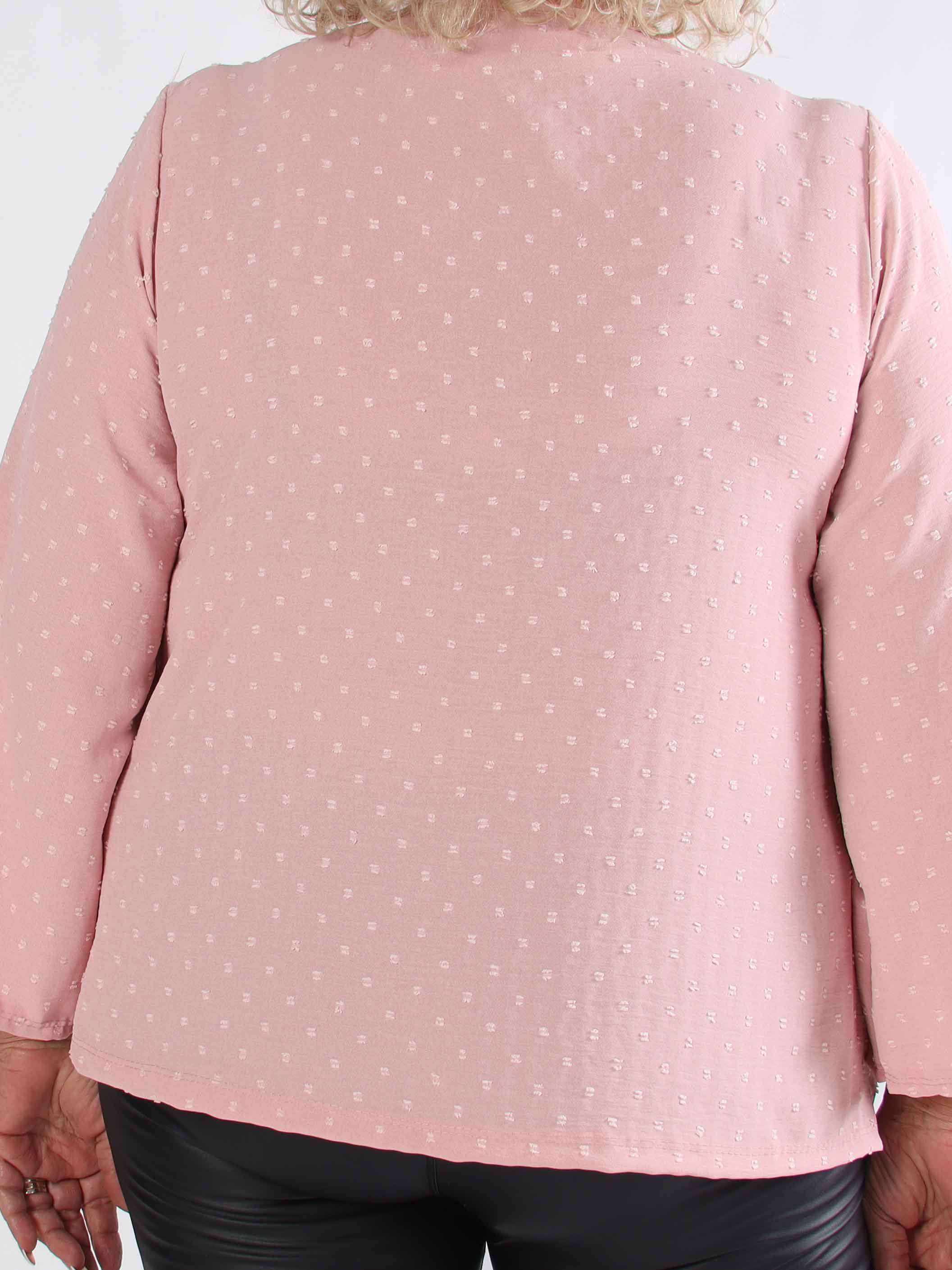 Iselin - Sød plus size tunika med prikket detaljer og sølv knapper