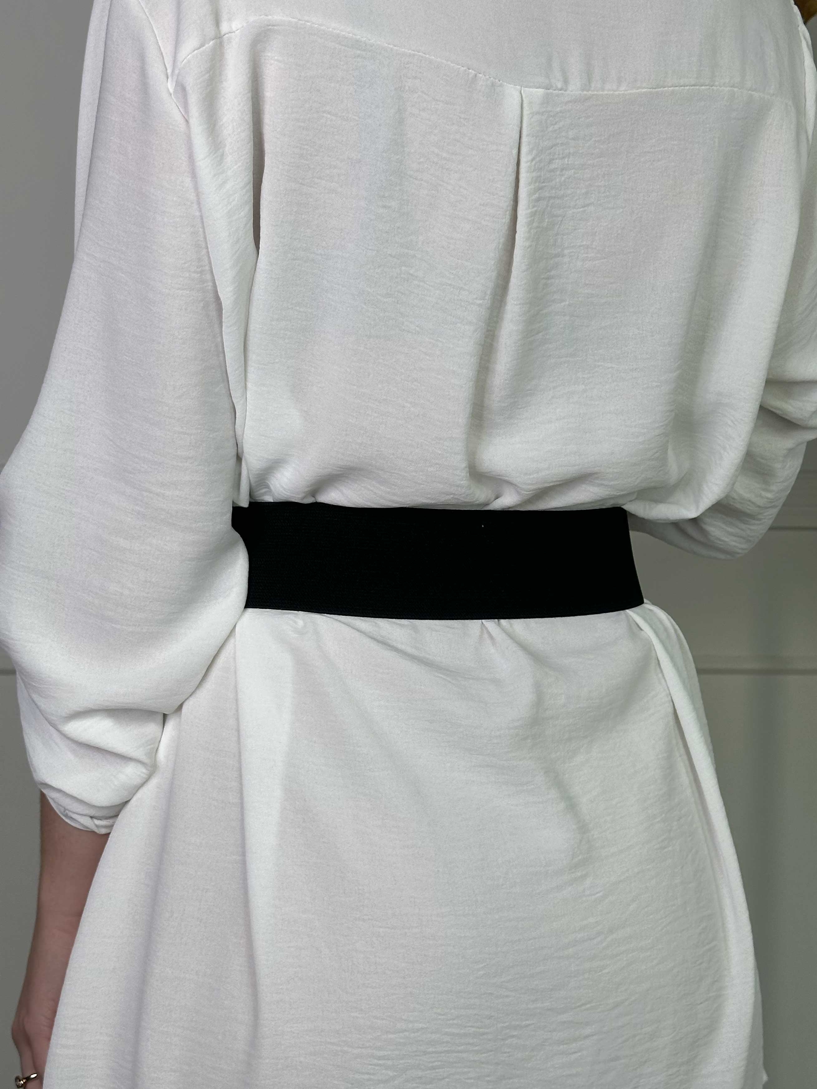 Isla - Taljebælte med elastik og guldspænde