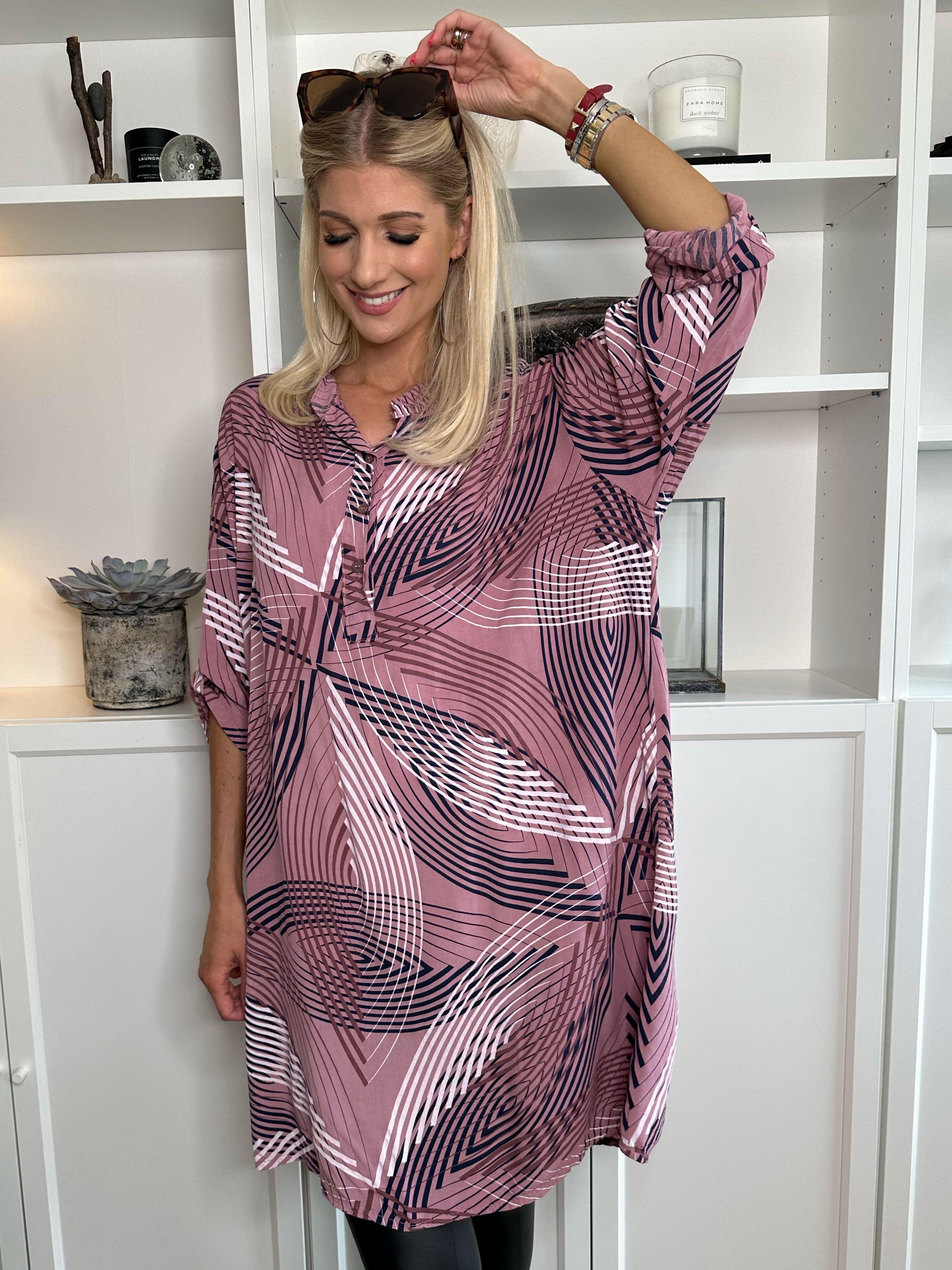 Isidora - Lang mønstret tunikakjole i viskose