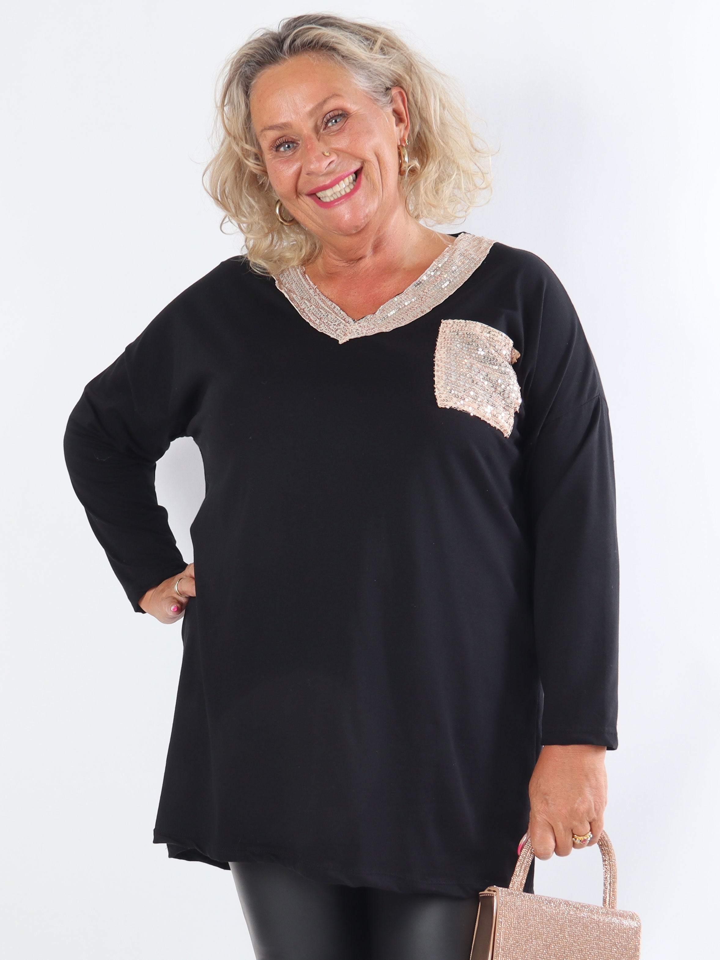 Jasmine - Blød plus size tunika i bomuld med pailletter