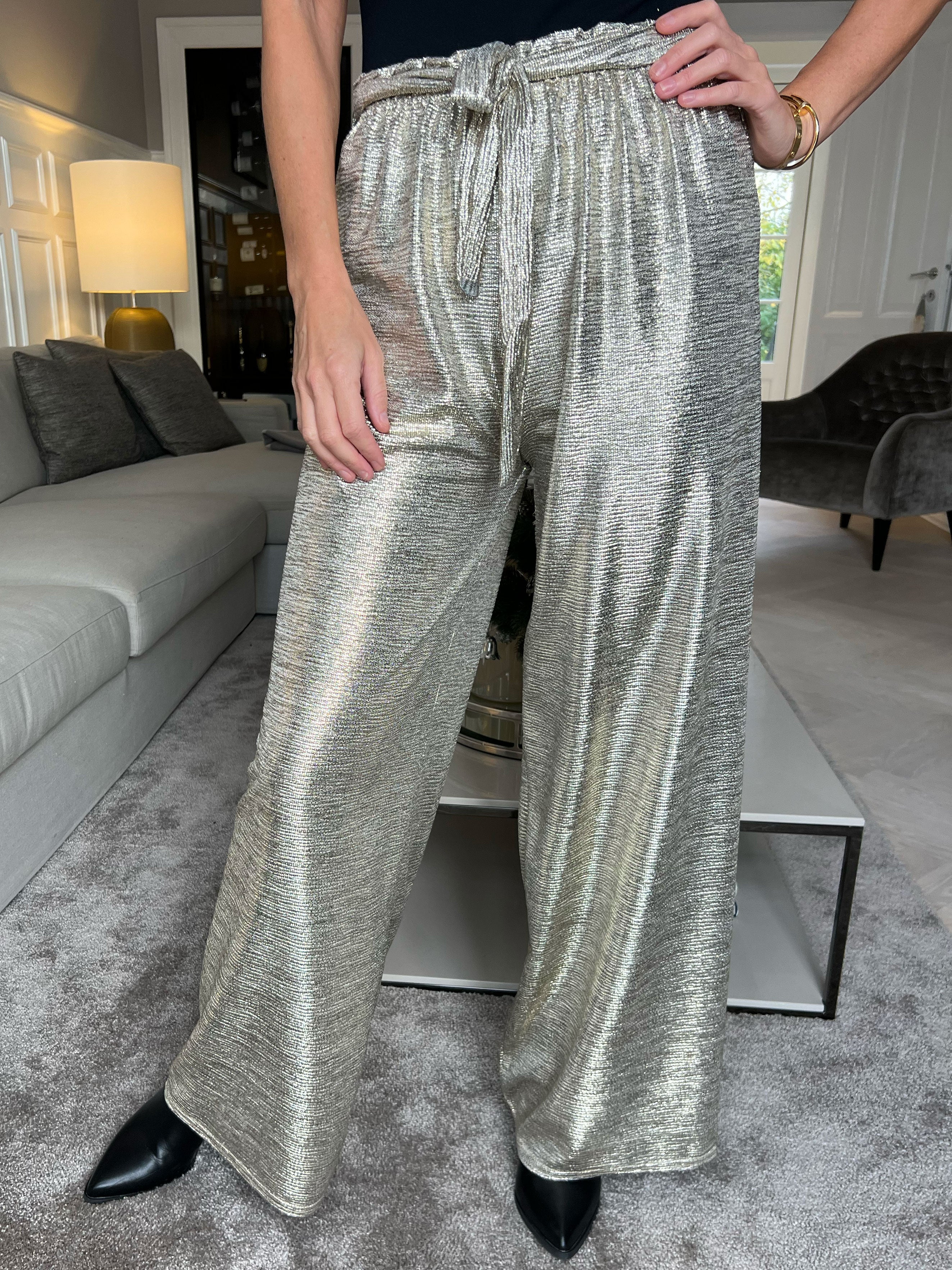 Jayda Pants - Løse bukser i shiny stof med elastikkant